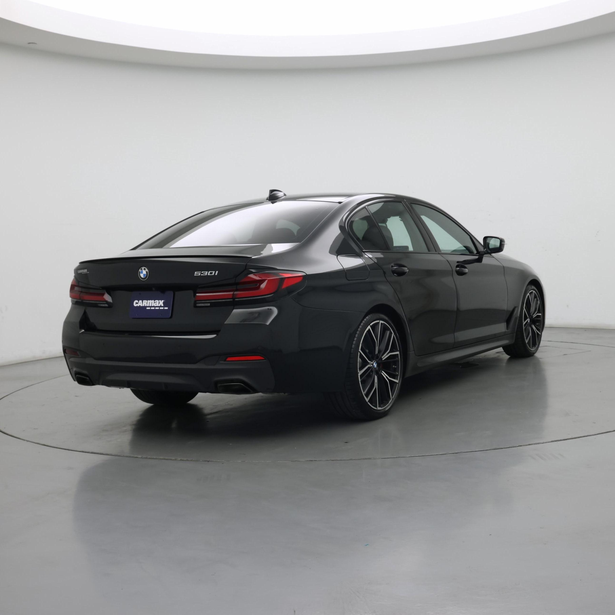 Thumbnail: 2023 BMW 5 Series - 8