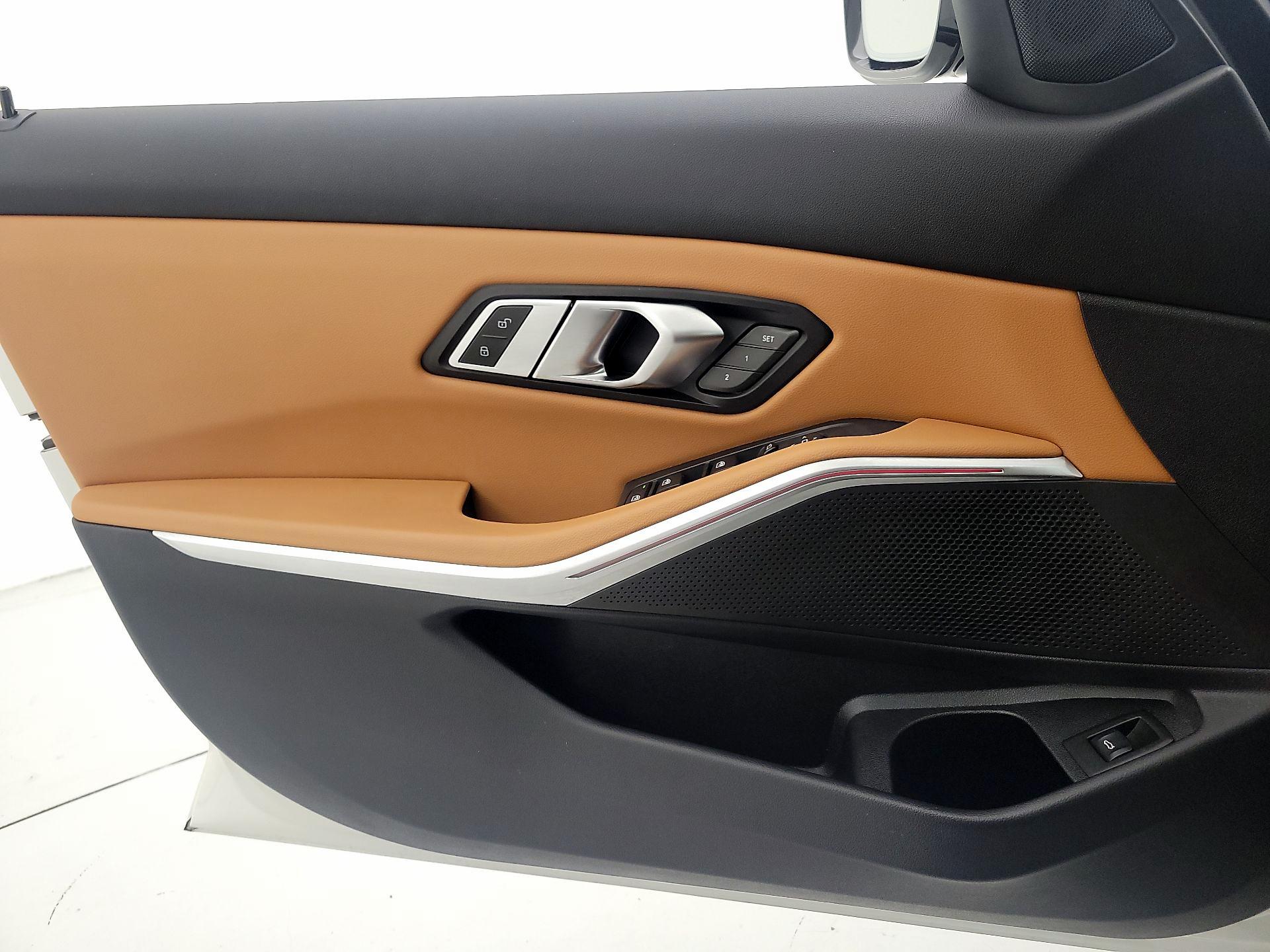 Thumbnail: 2023 BMW 3 Series - 12