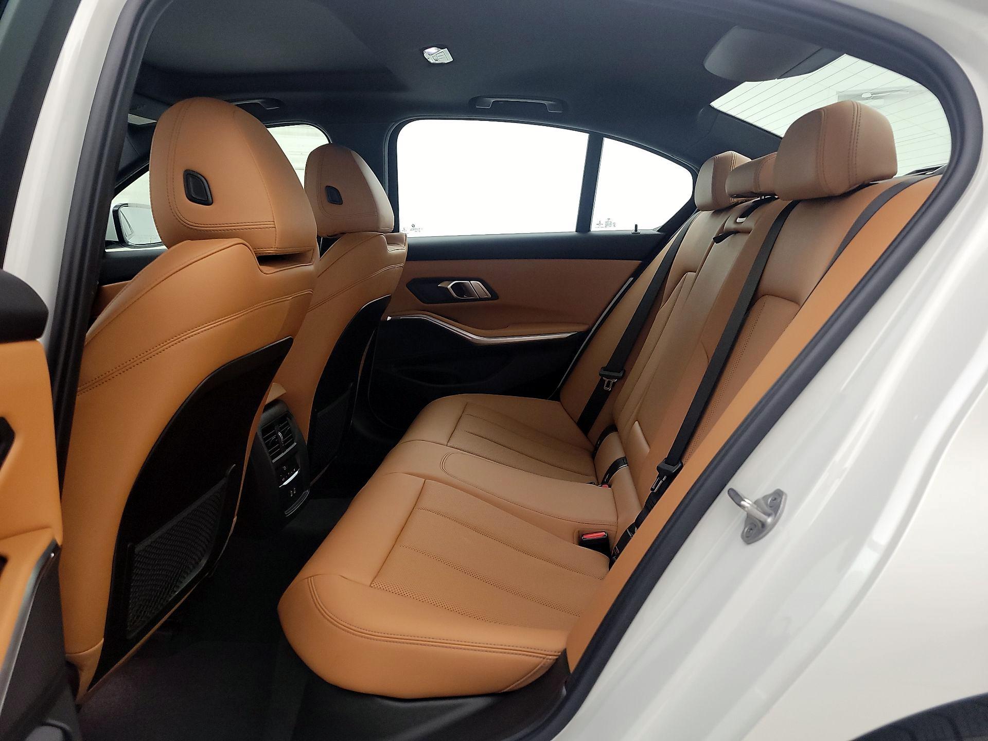 Thumbnail: 2023 BMW 3 Series - 19