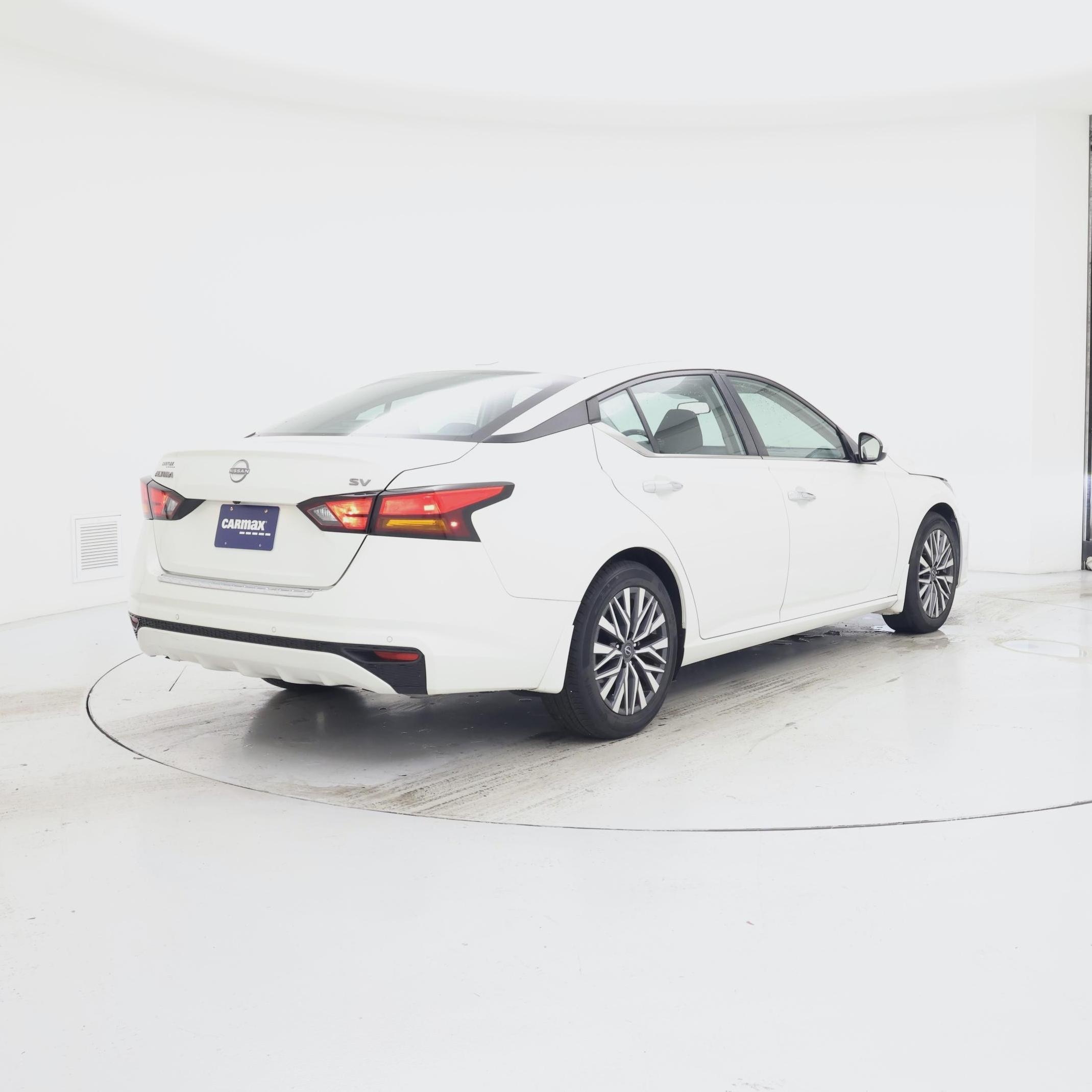 Thumbnail: 2023 Nissan Altima - 8