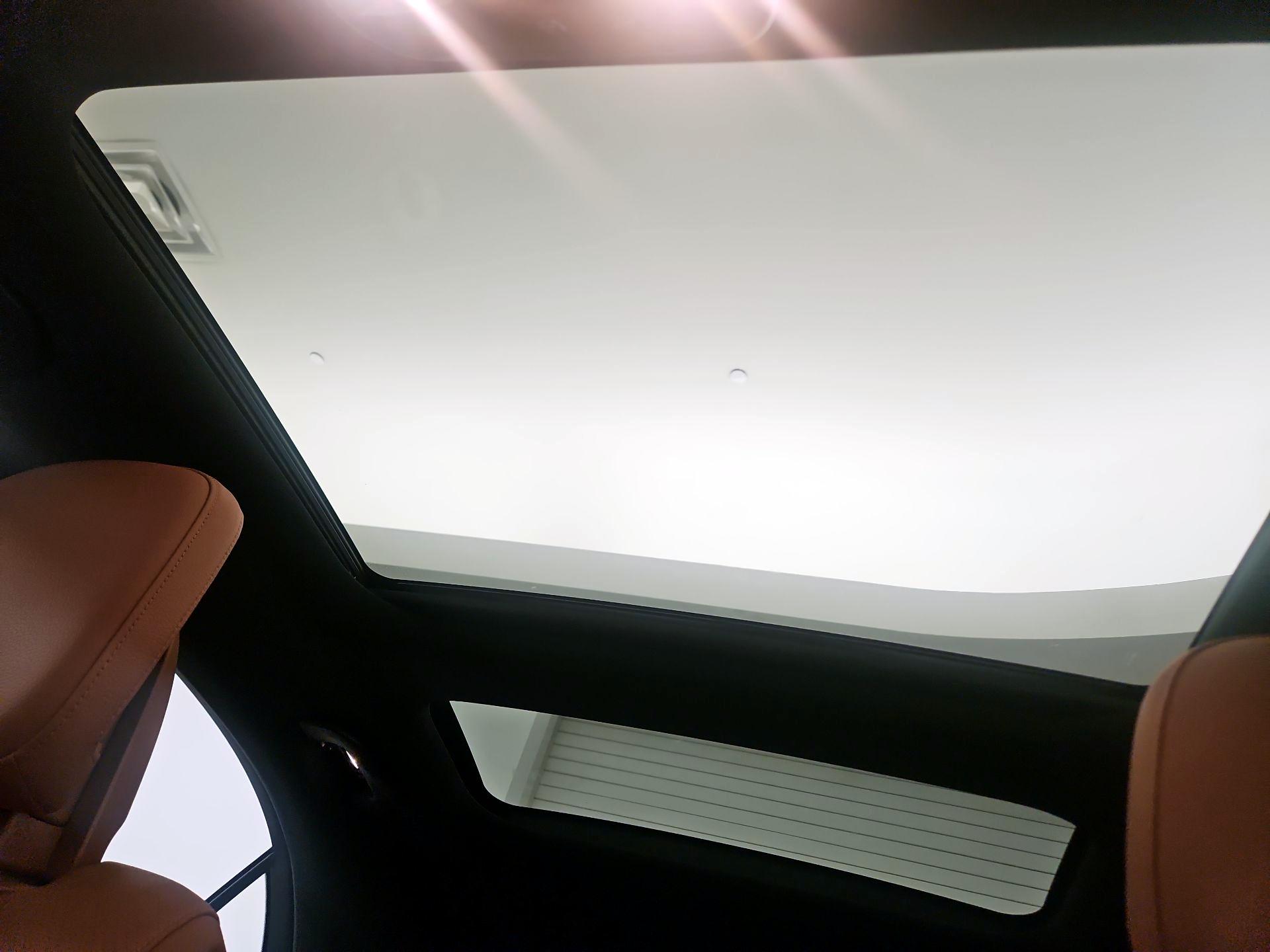 Thumbnail: 2025 Mercedes-Benz C-Class - 19