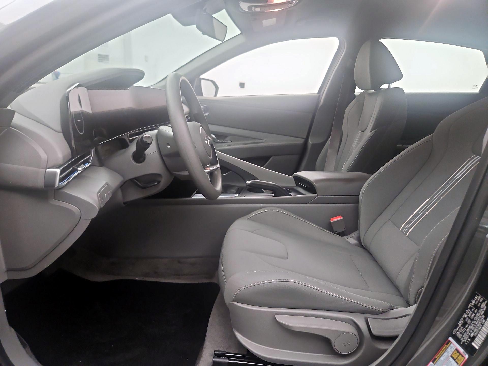 Thumbnail: 2024 Hyundai Elantra - 9