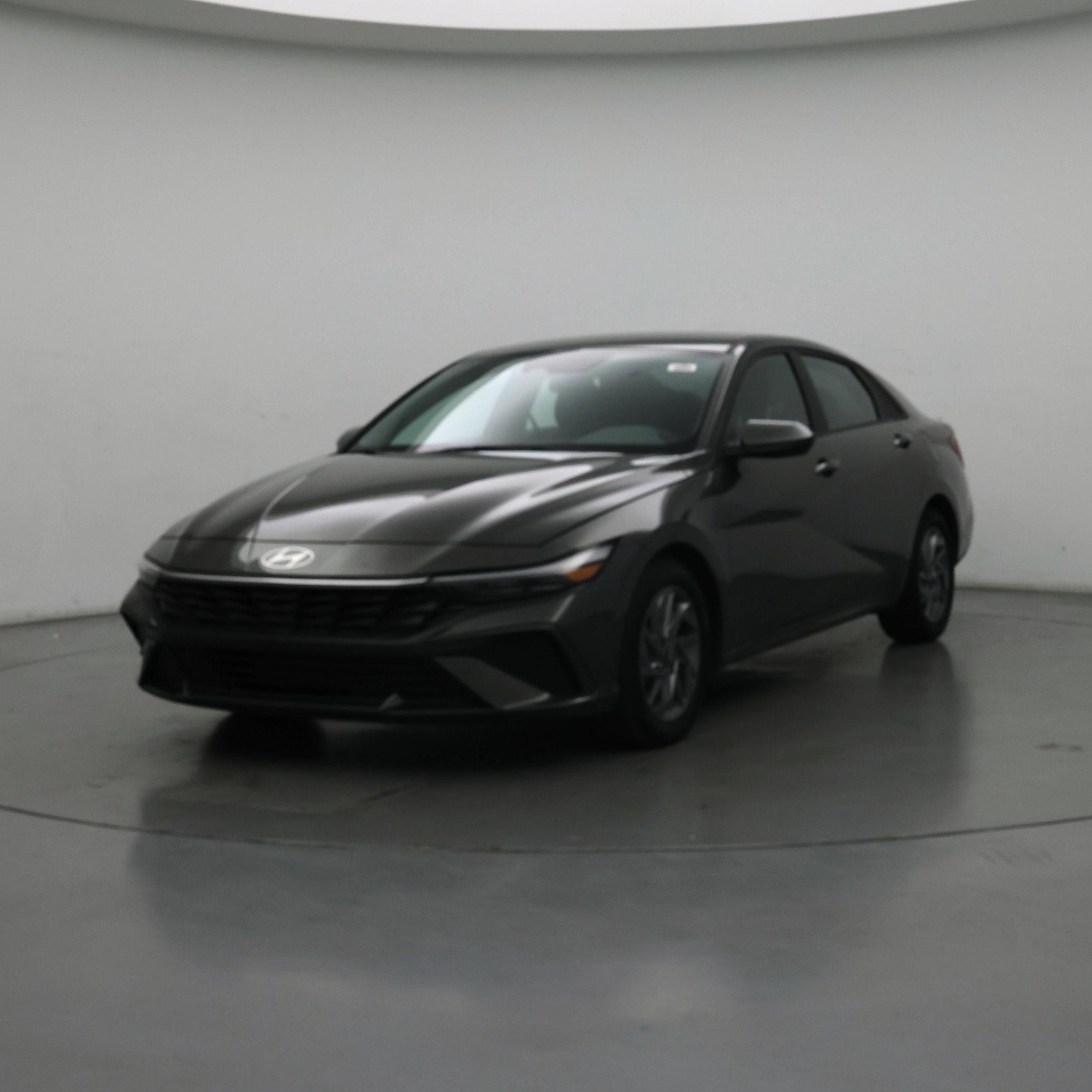 Thumbnail: 2024 Hyundai Elantra - 4