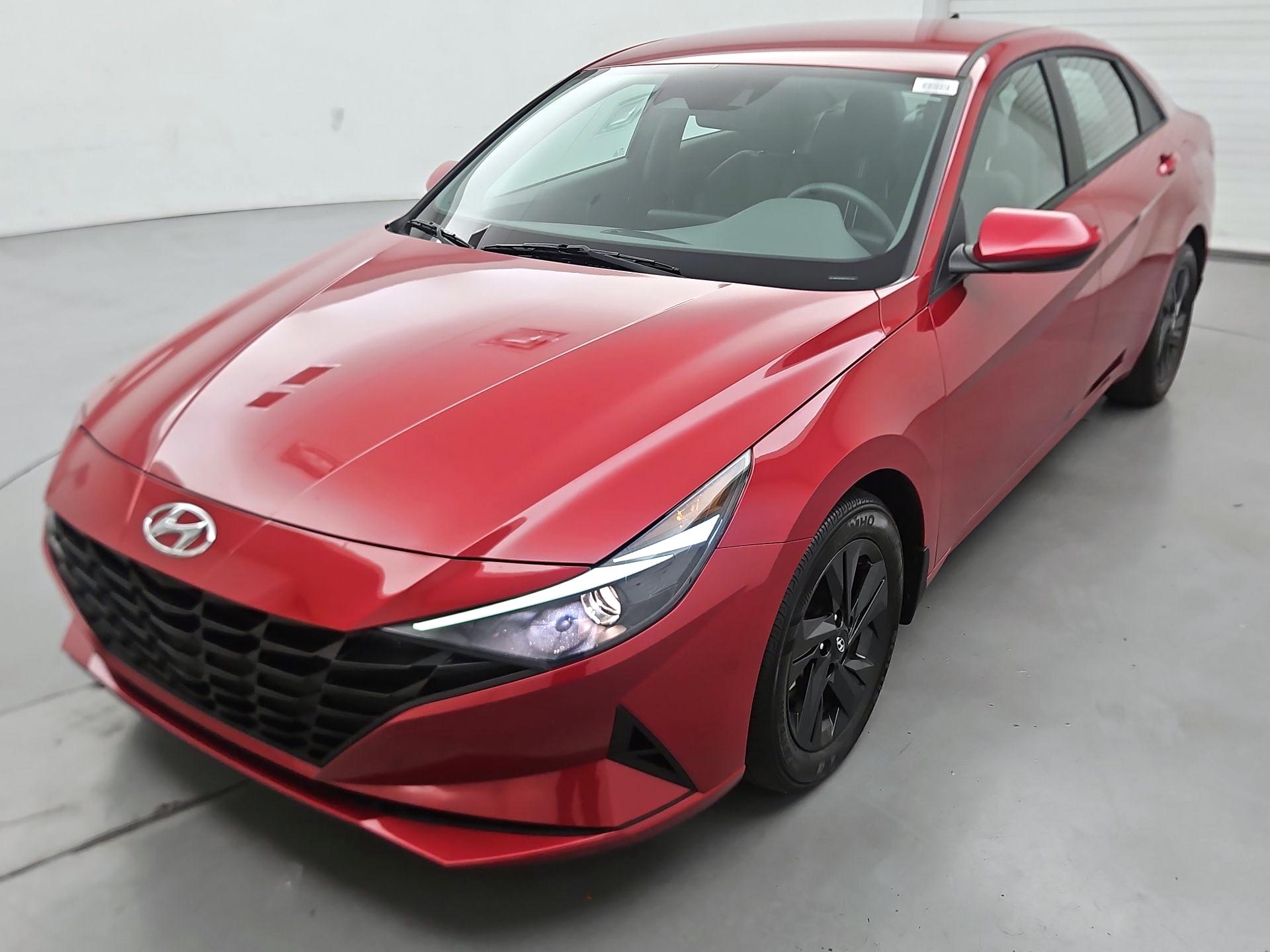 Thumbnail: 2023 Hyundai Elantra - 3
