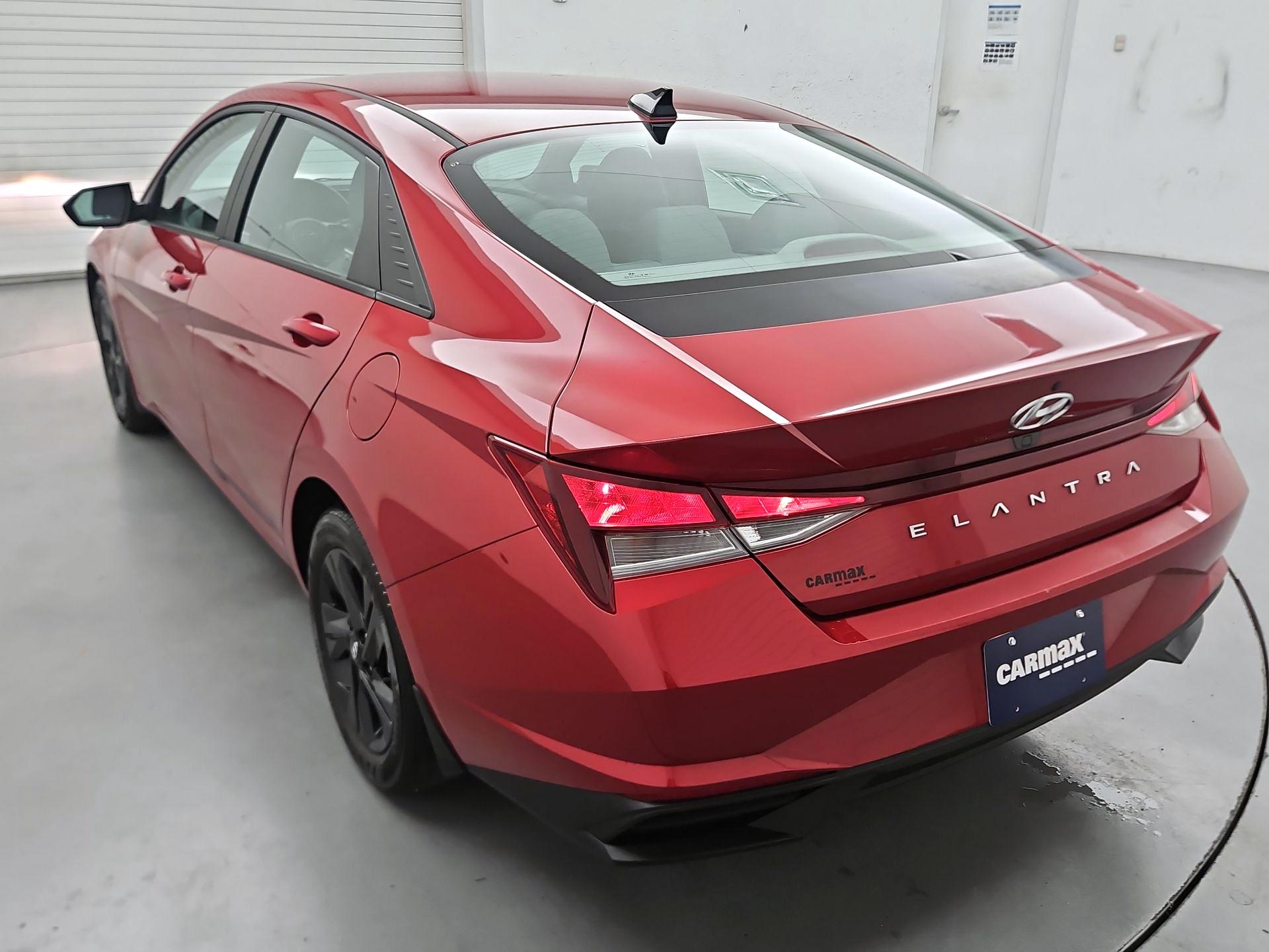 Thumbnail: 2023 Hyundai Elantra - 7