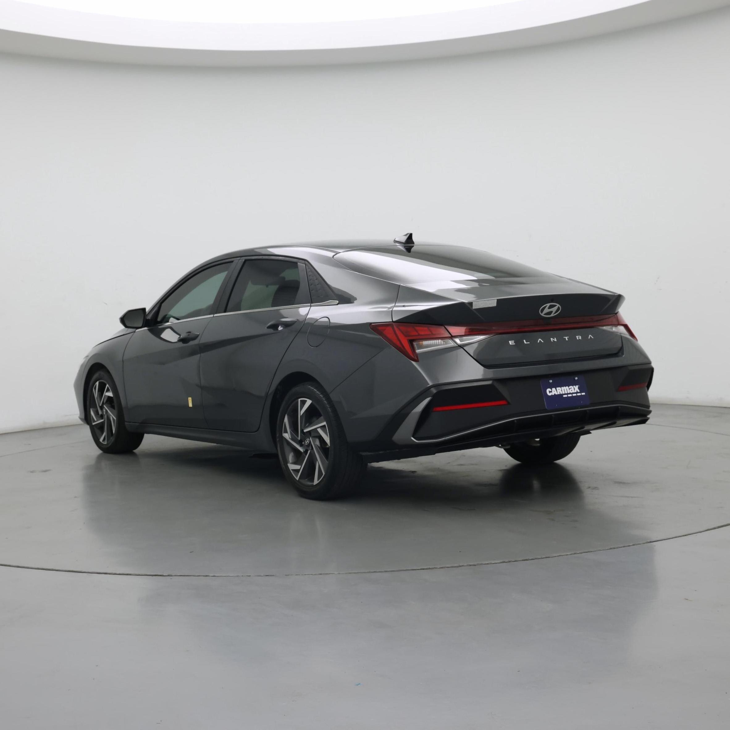 Thumbnail: 2024 Hyundai Elantra - 2