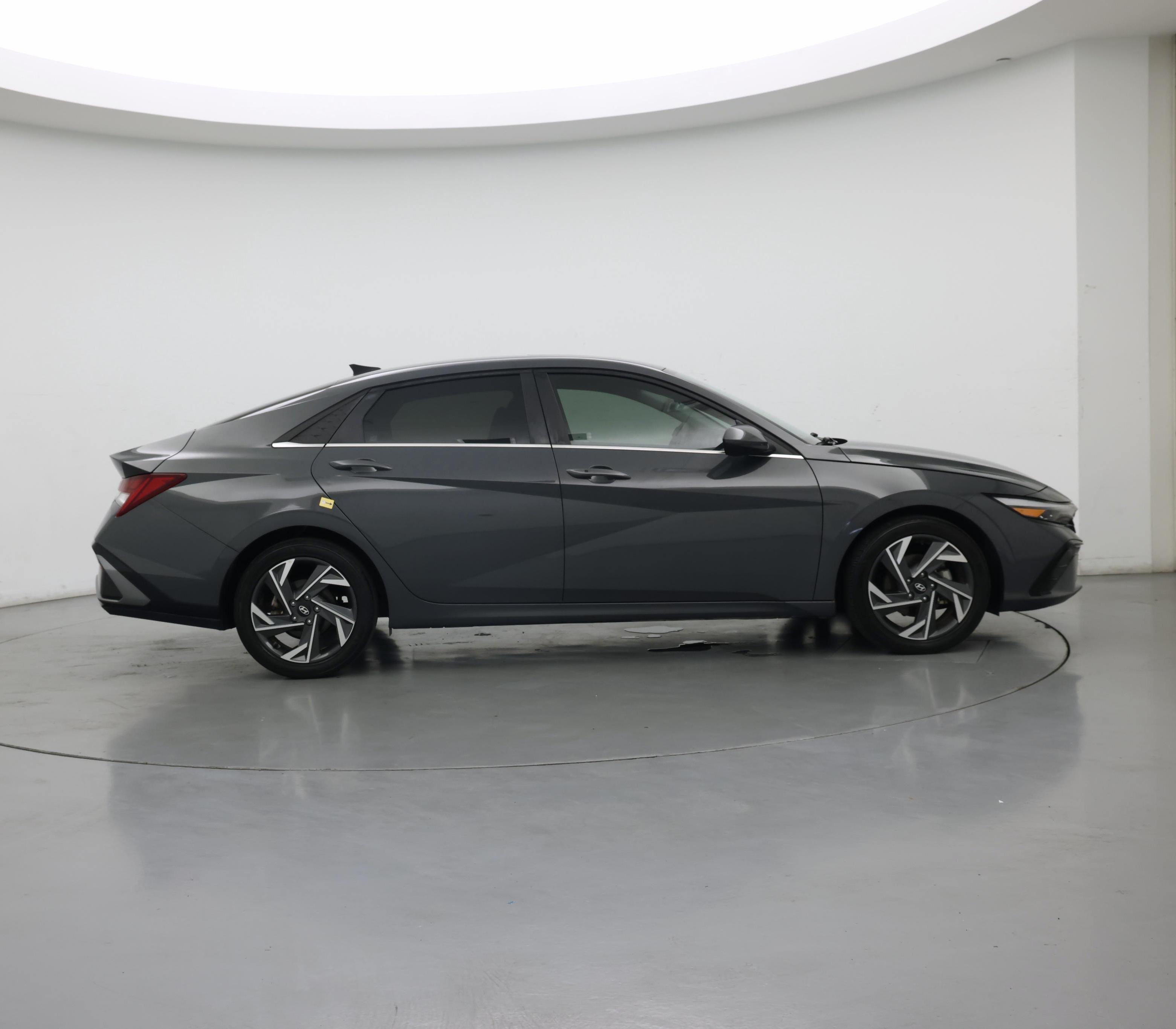 Thumbnail: 2024 Hyundai Elantra - 7