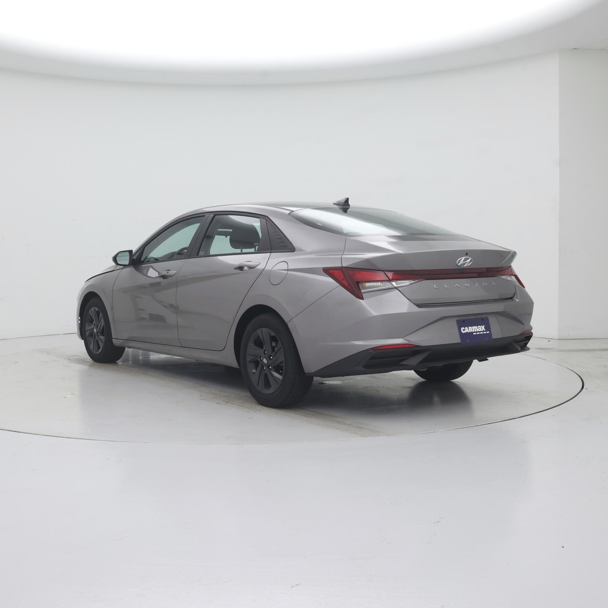 Thumbnail: 2023 Hyundai Elantra - 2
