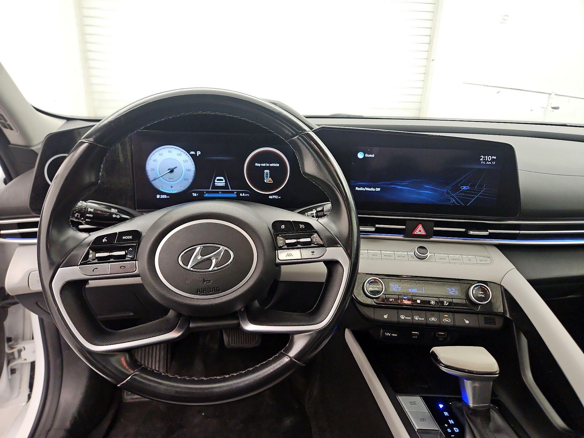 Thumbnail: 2022 Hyundai Elantra - 8