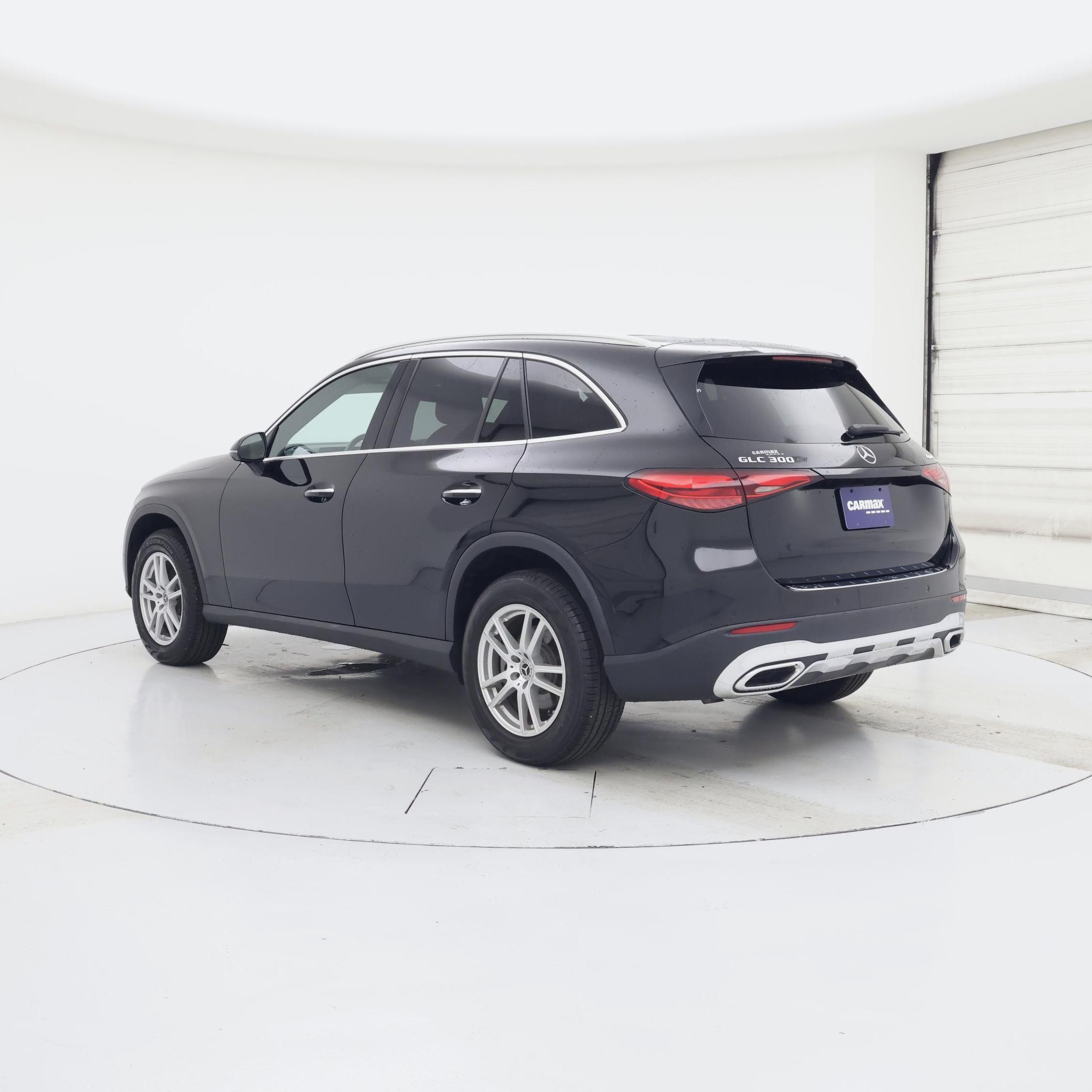 Thumbnail: 2023 Mercedes-Benz GLC - 2