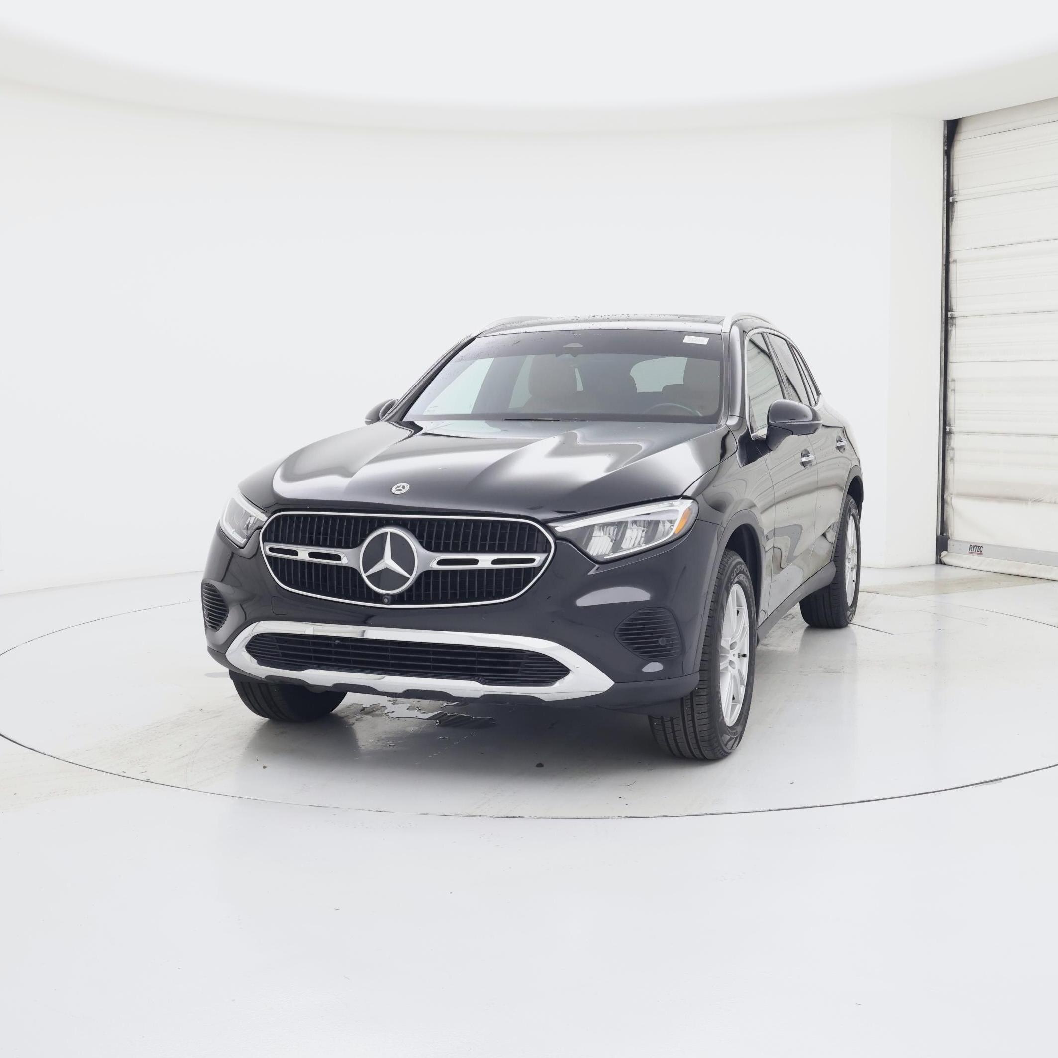 Thumbnail: 2023 Mercedes-Benz GLC - 4
