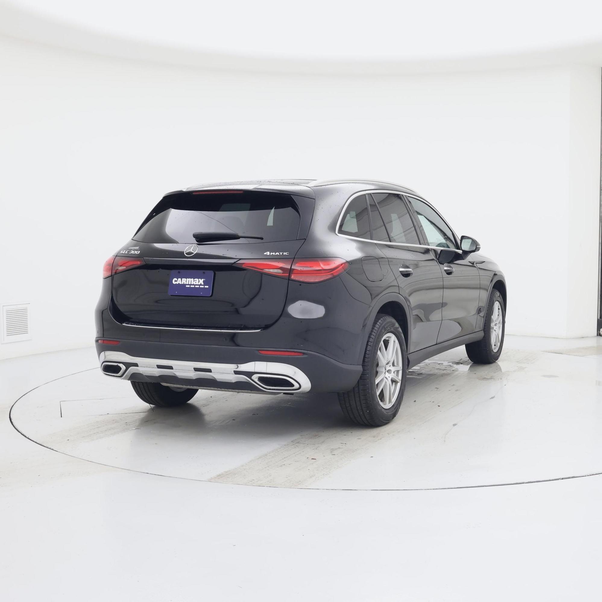 Thumbnail: 2023 Mercedes-Benz GLC - 8