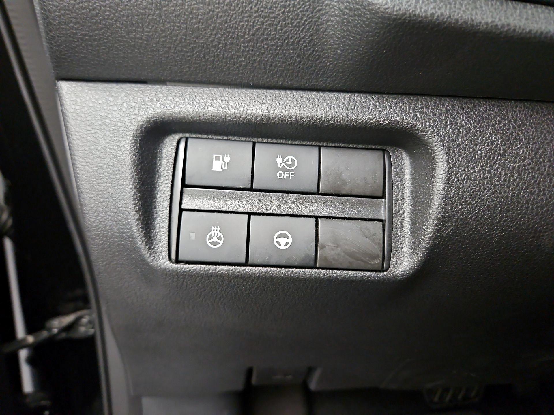 Thumbnail: 2024 Nissan Leaf - 11