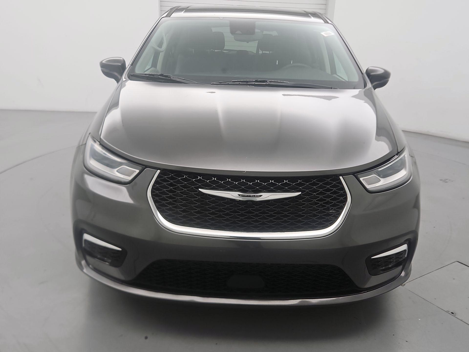 Thumbnail: 2023 Chrysler Pacifica - 2