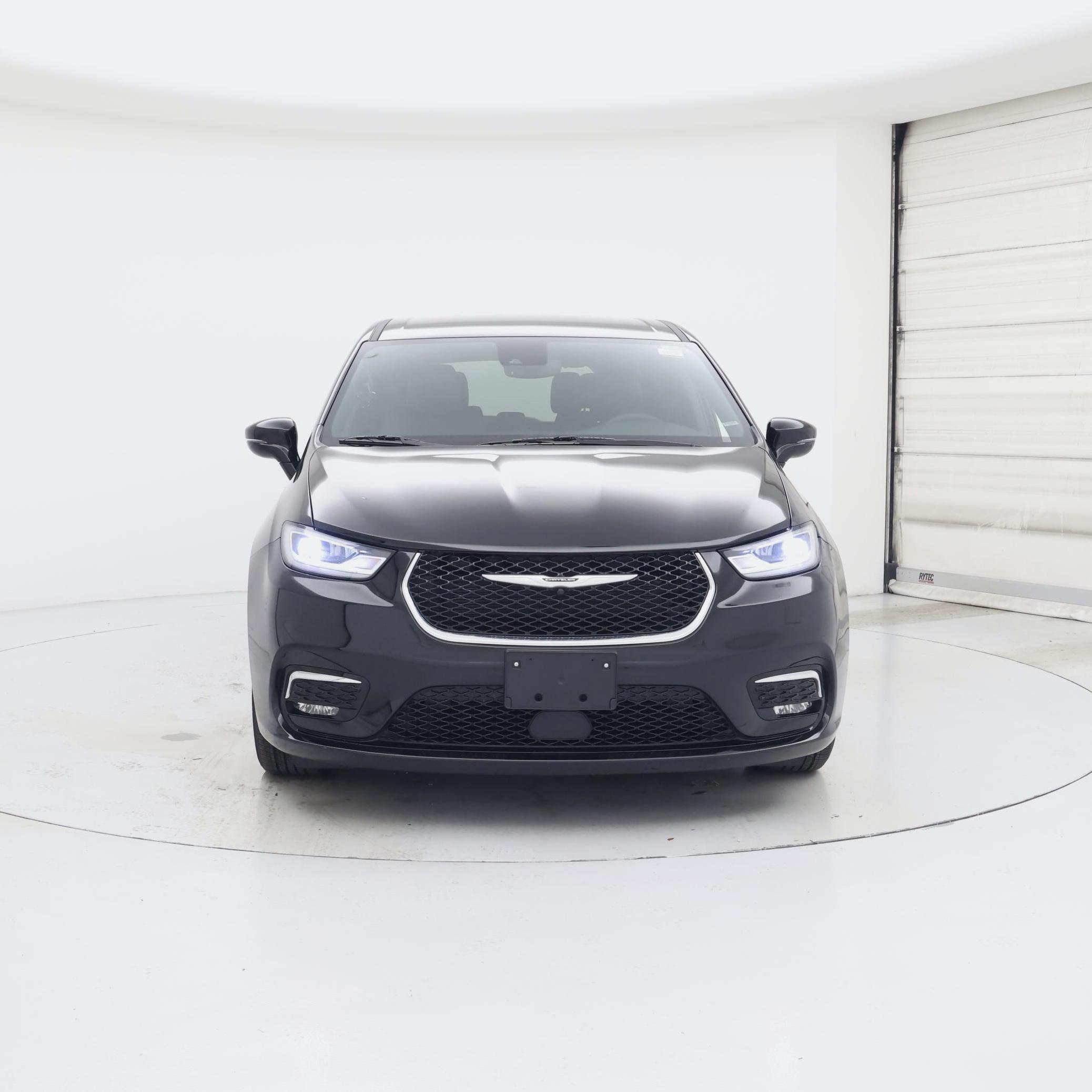 Thumbnail: 2025 Chrysler Pacifica - 5
