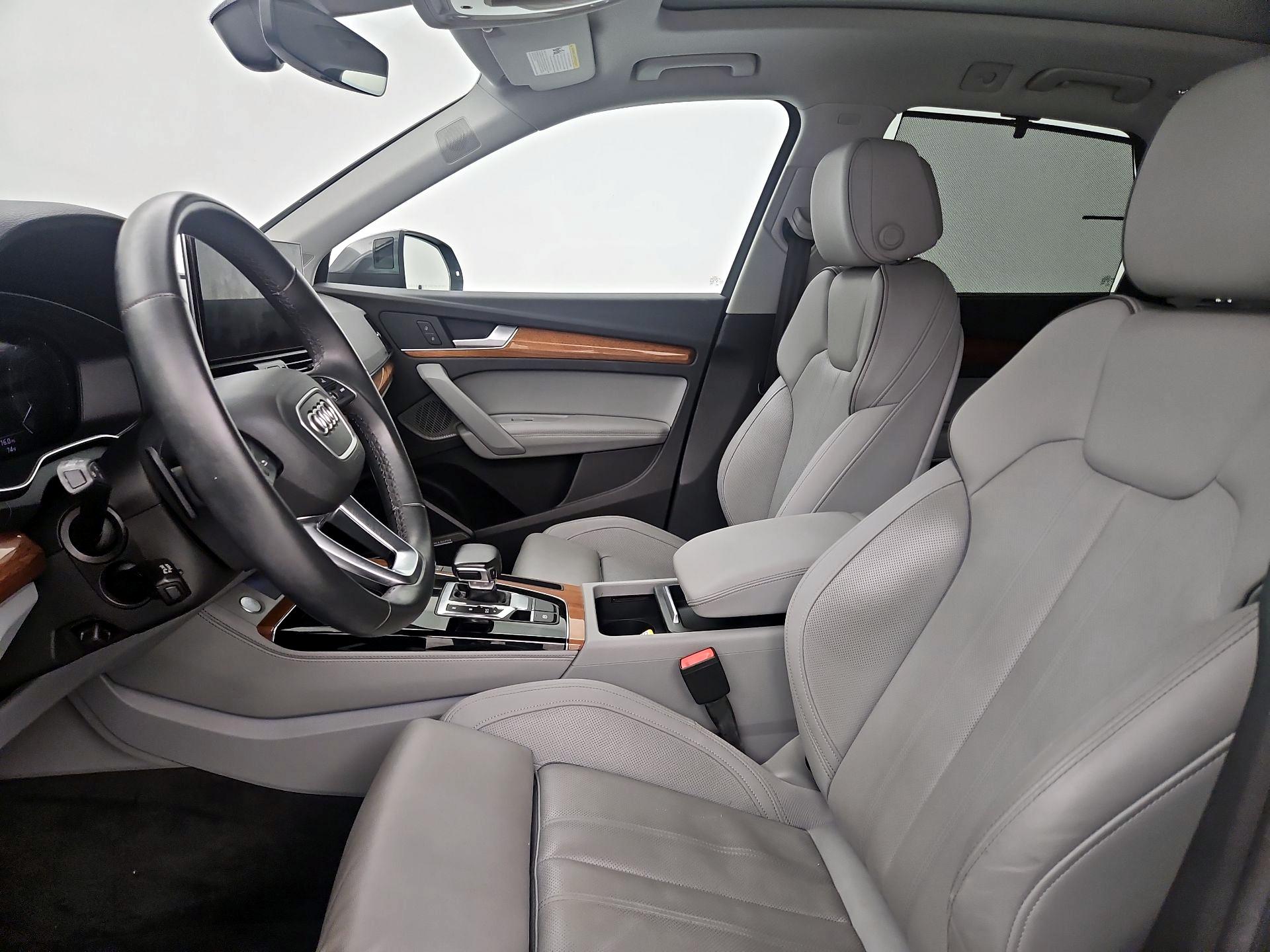 Thumbnail: 2022 Audi Q5 - 9