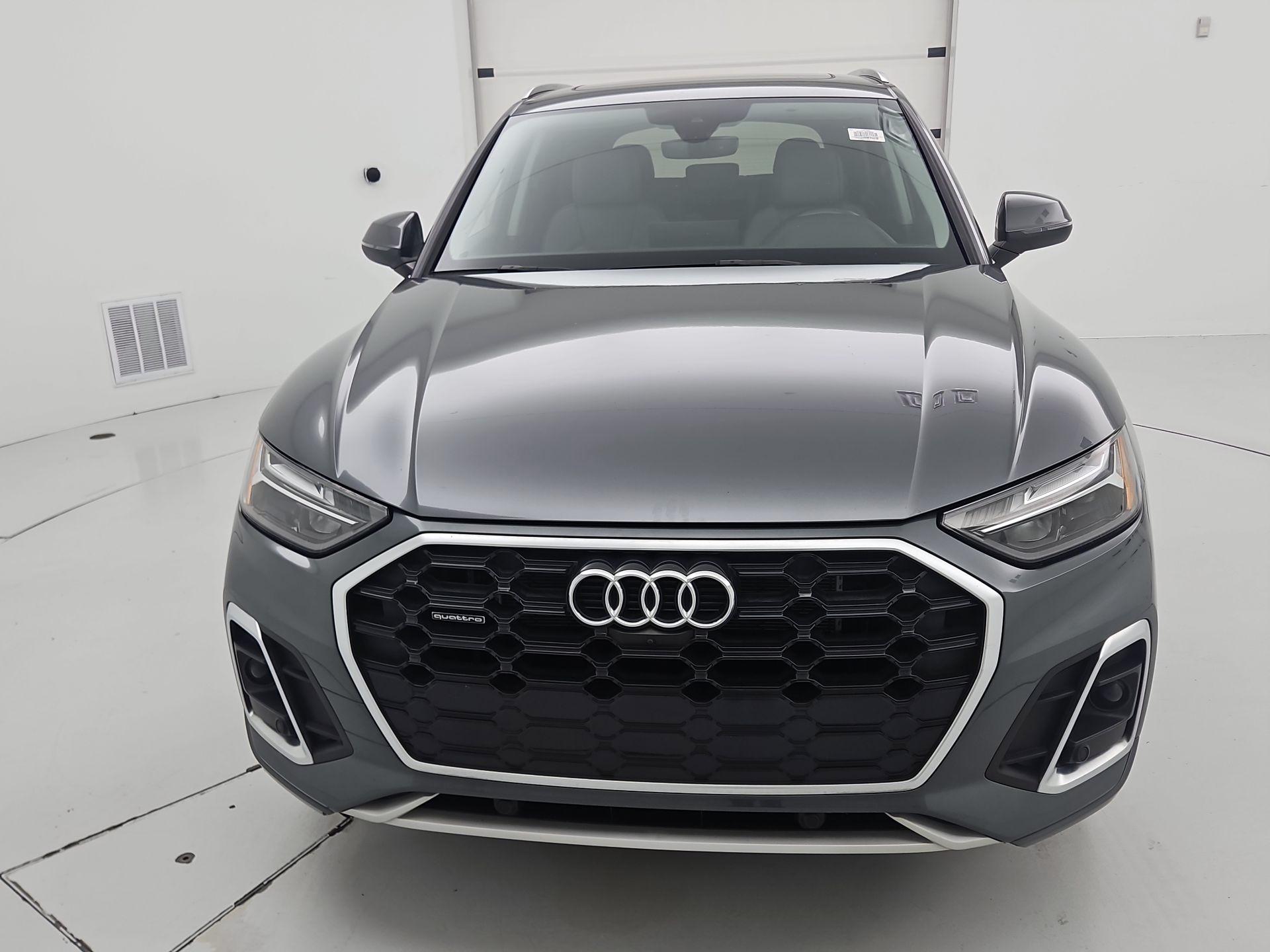 Thumbnail: 2022 Audi Q5 - 2
