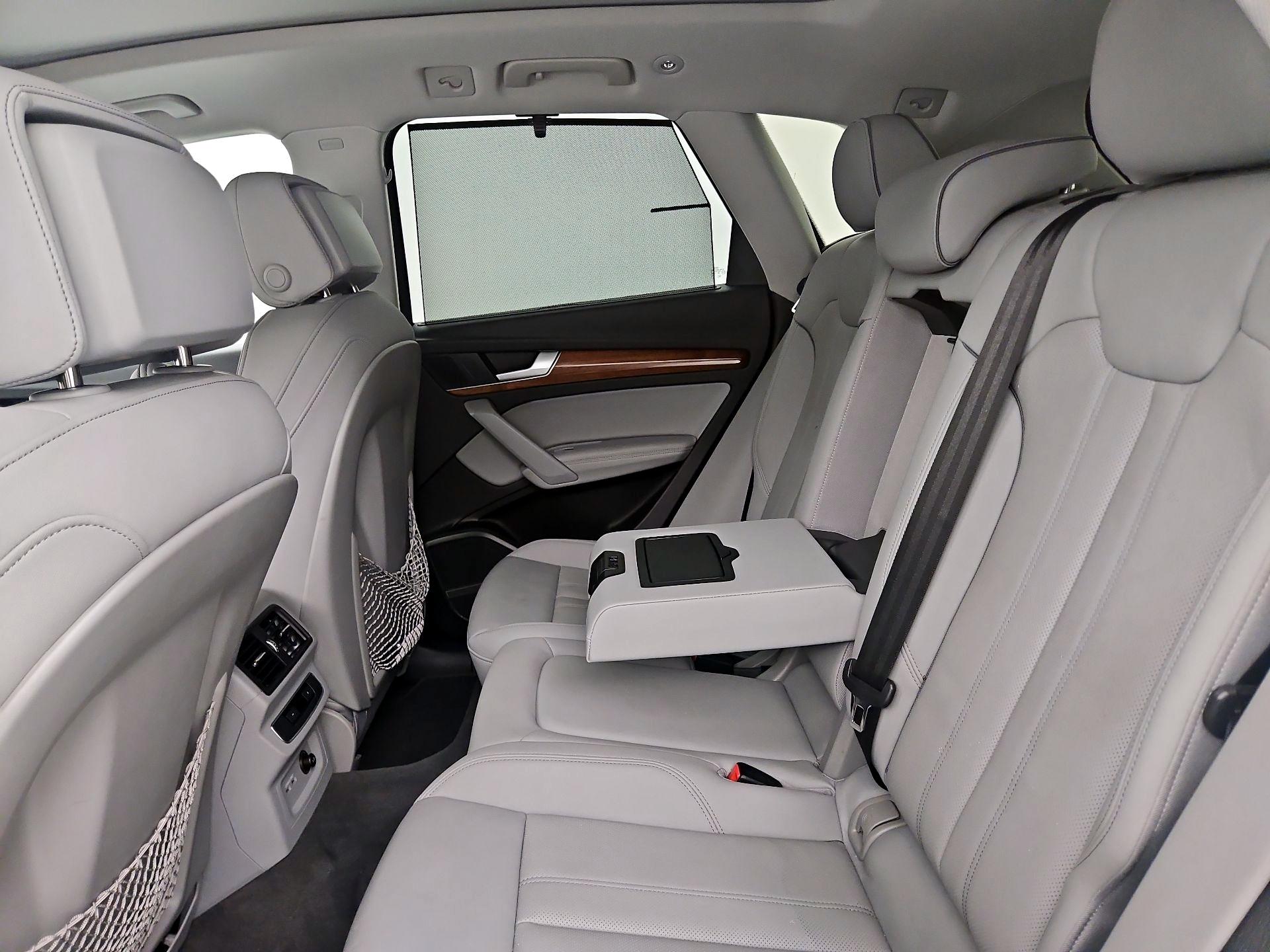 Thumbnail: 2022 Audi Q5 - 19