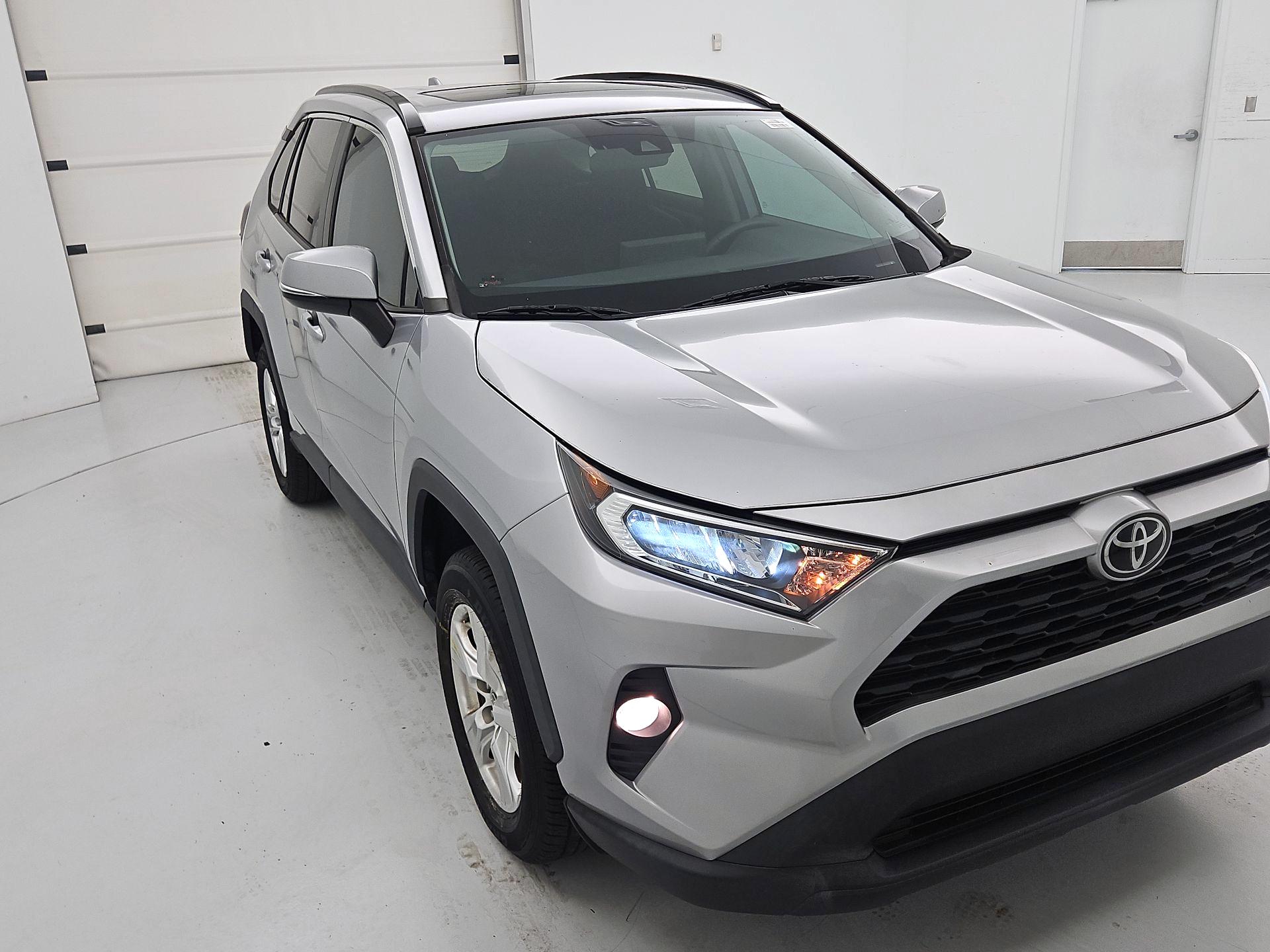 Thumbnail: 2021 Toyota RAV4 - 1