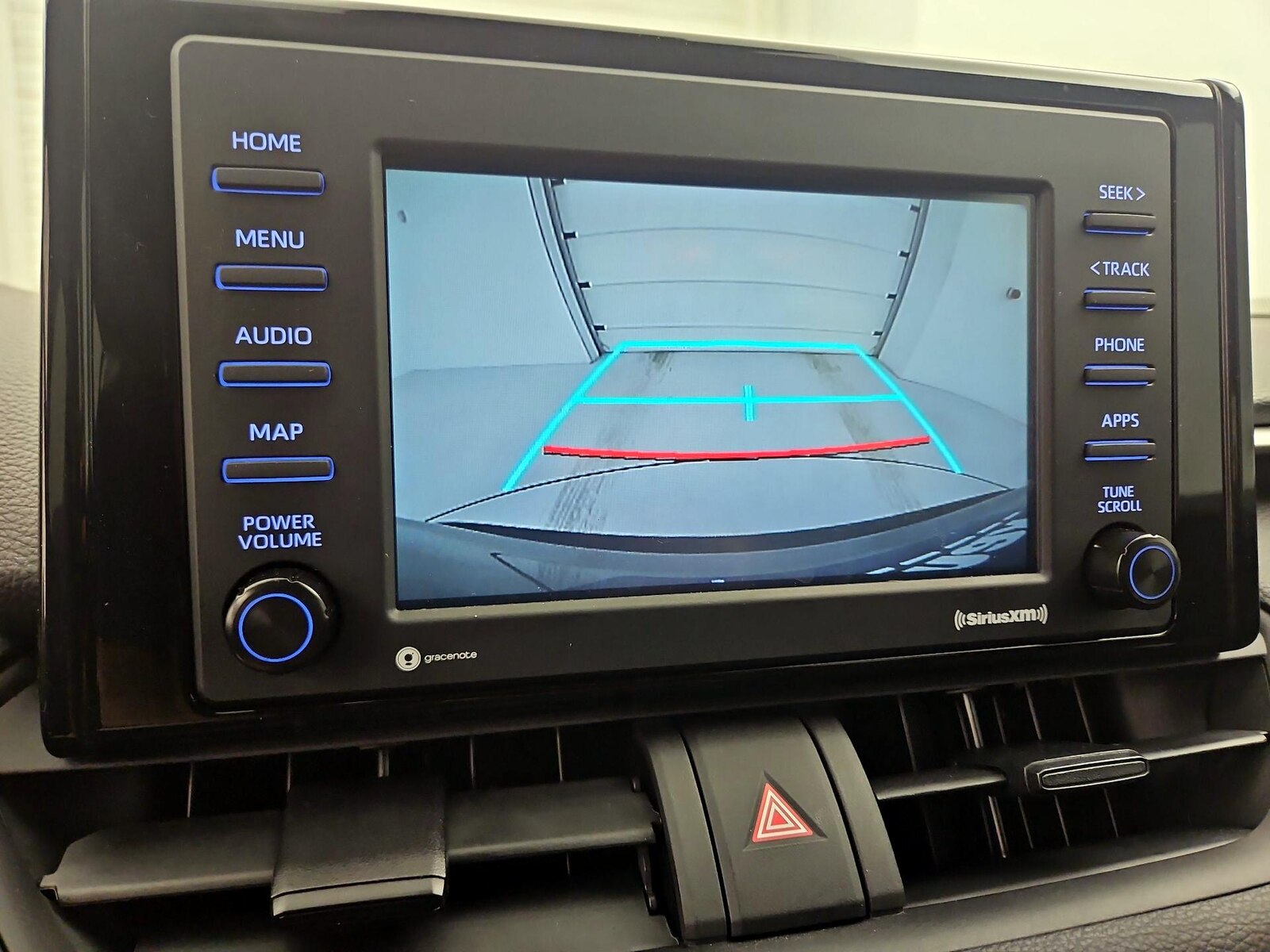 2021 Toyota RAV4 XLE, photo 13