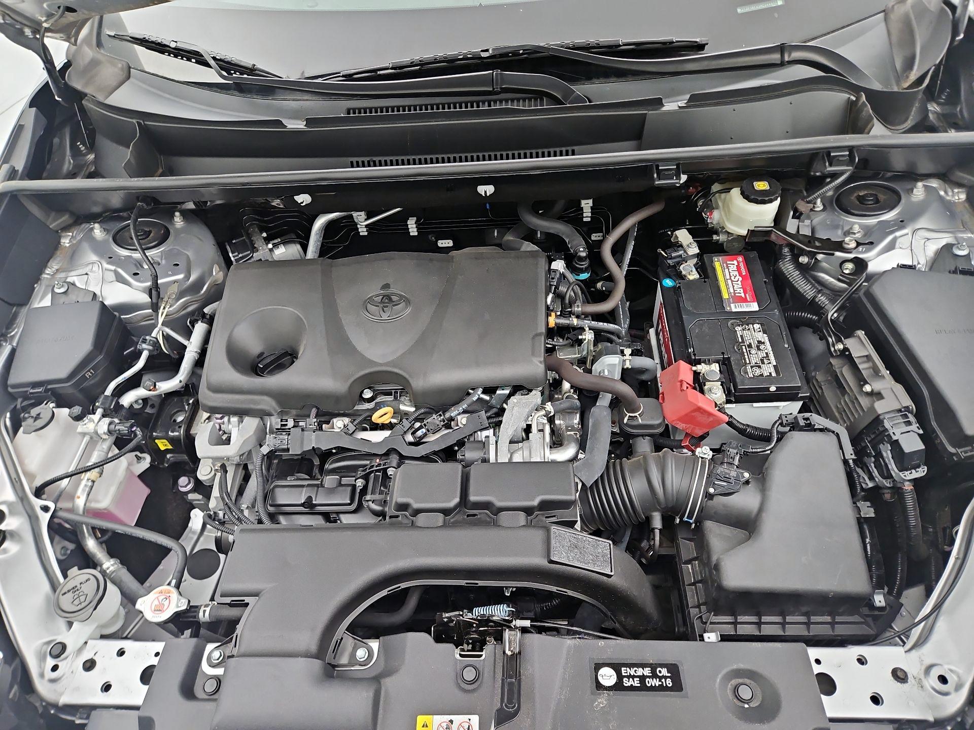 Thumbnail: 2021 Toyota RAV4 - 18