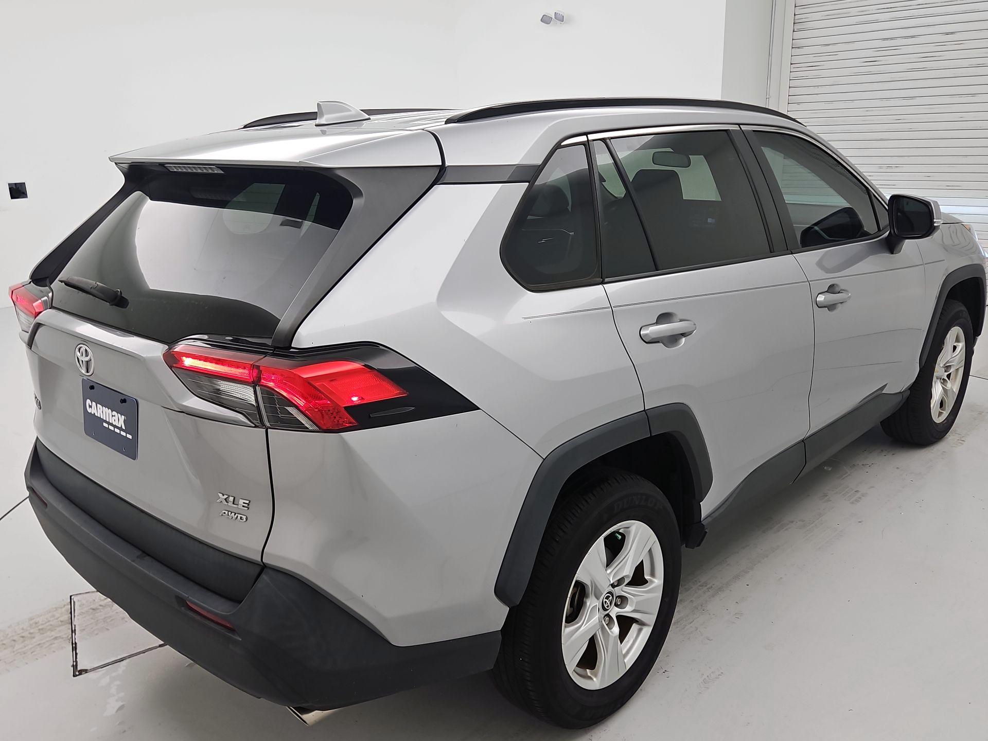 Thumbnail: 2021 Toyota RAV4 - 5