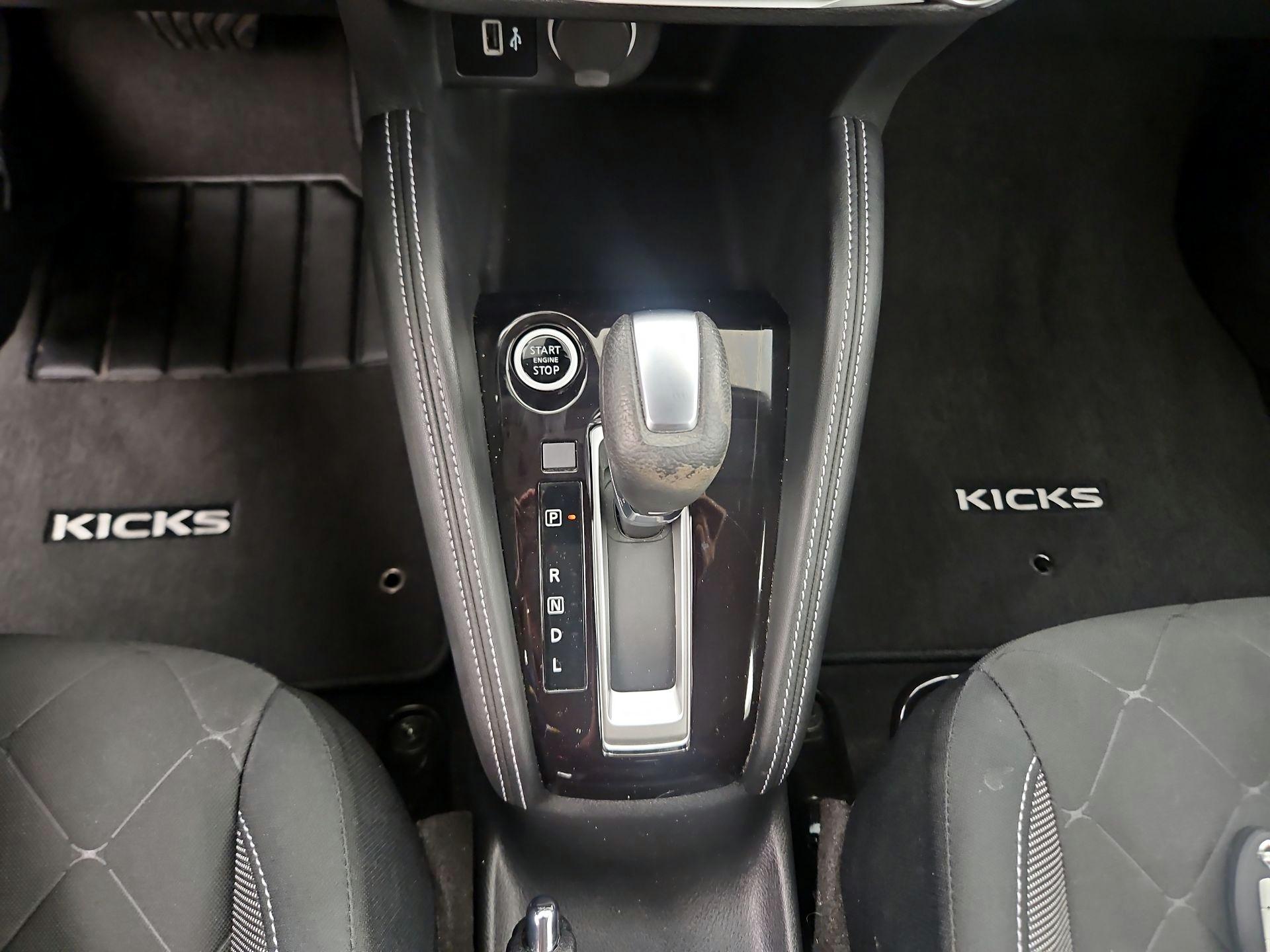 Thumbnail: 2020 Nissan Kicks - 15