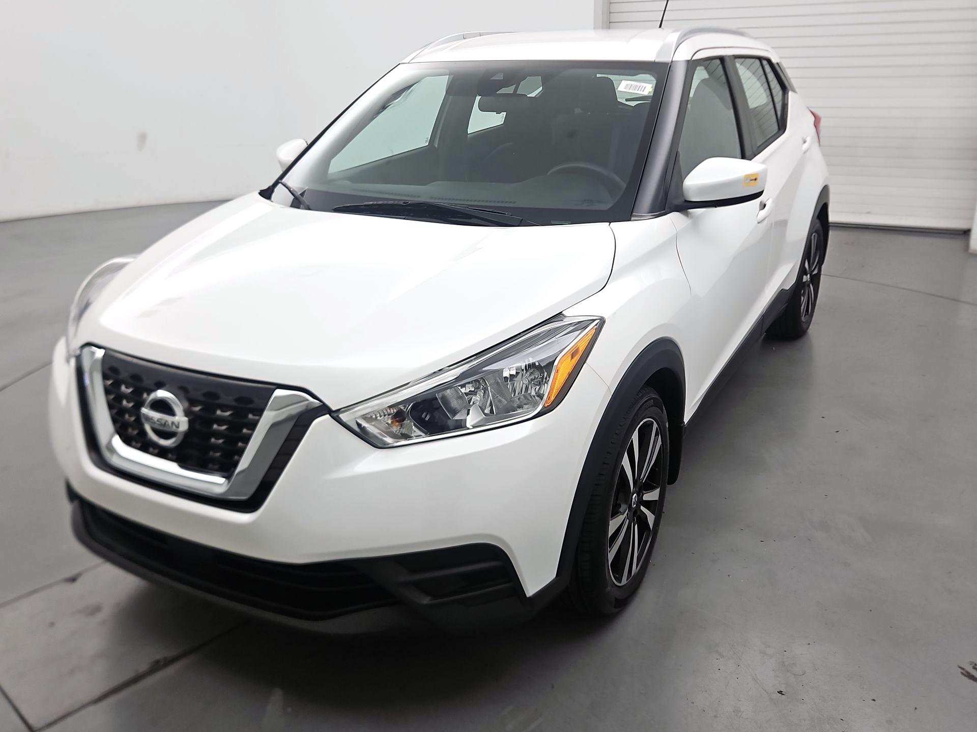 Thumbnail: 2020 Nissan Kicks - 3