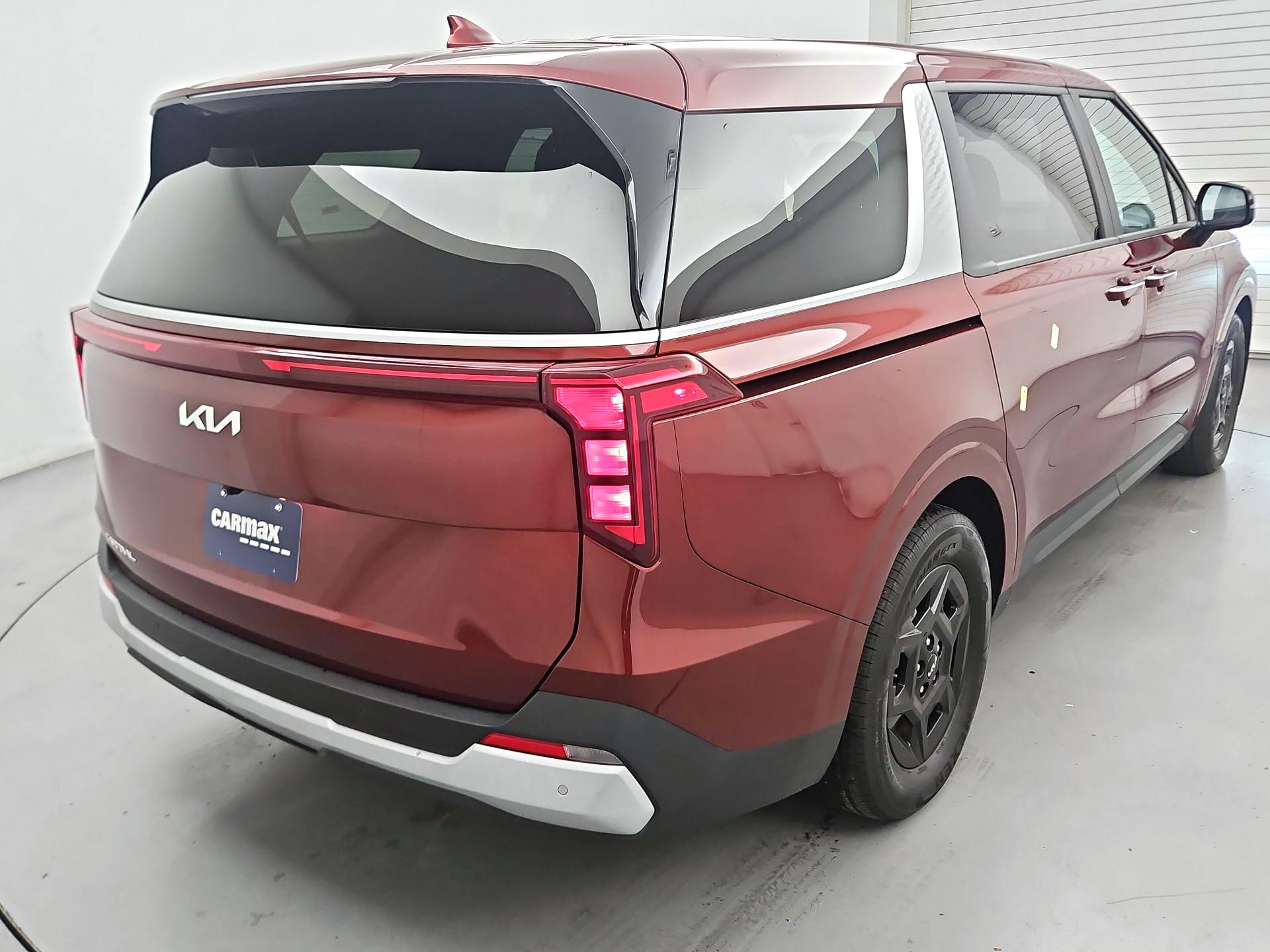 Thumbnail: 2025 Kia Carnival - 5
