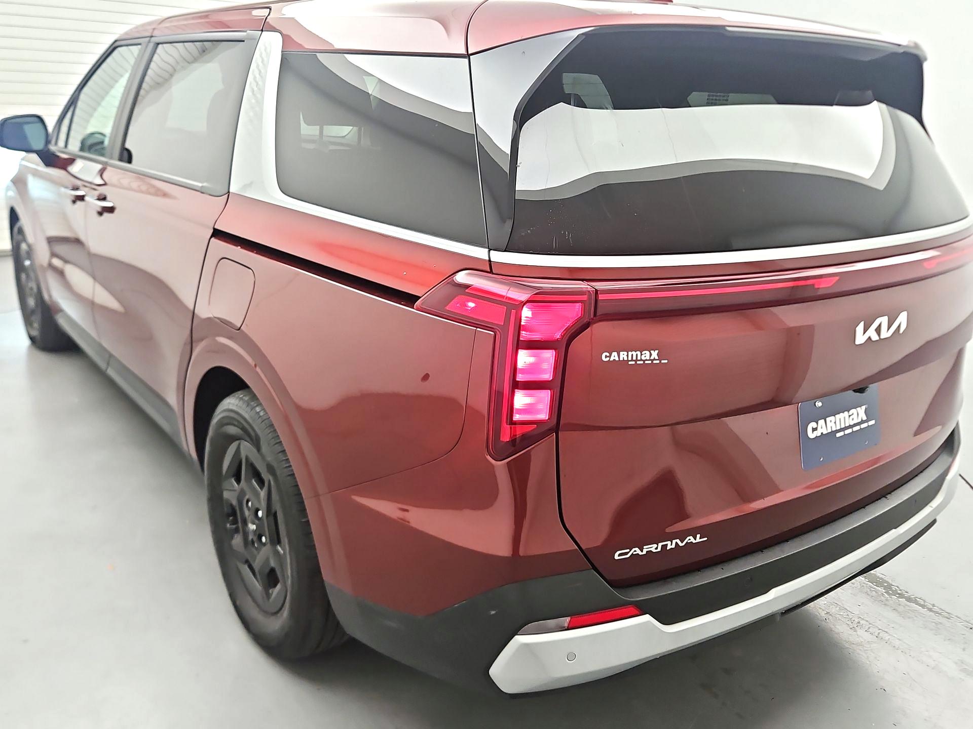 Thumbnail: 2025 Kia Carnival - 7