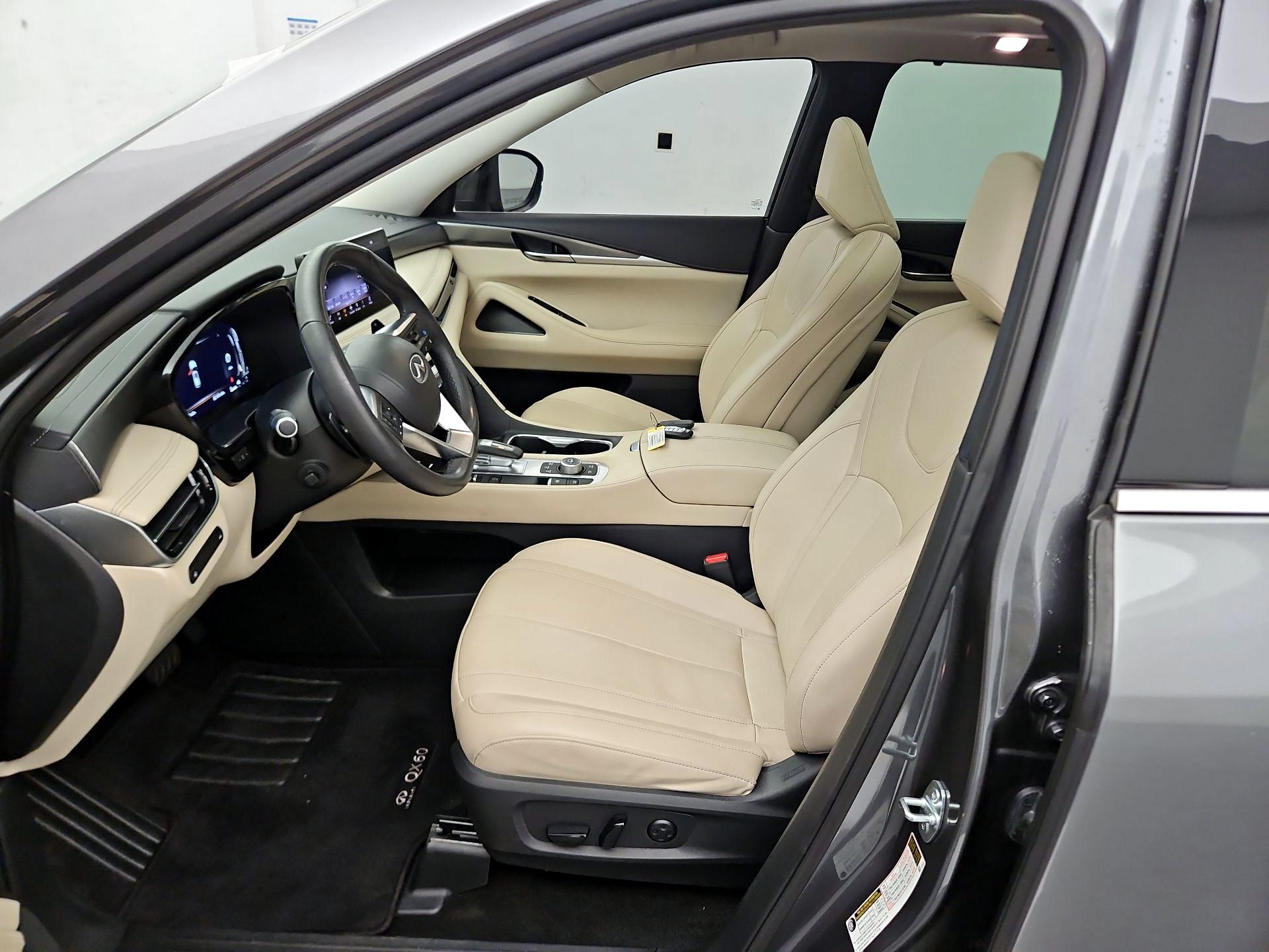 Thumbnail: 2023 INFINITI QX60 - 11