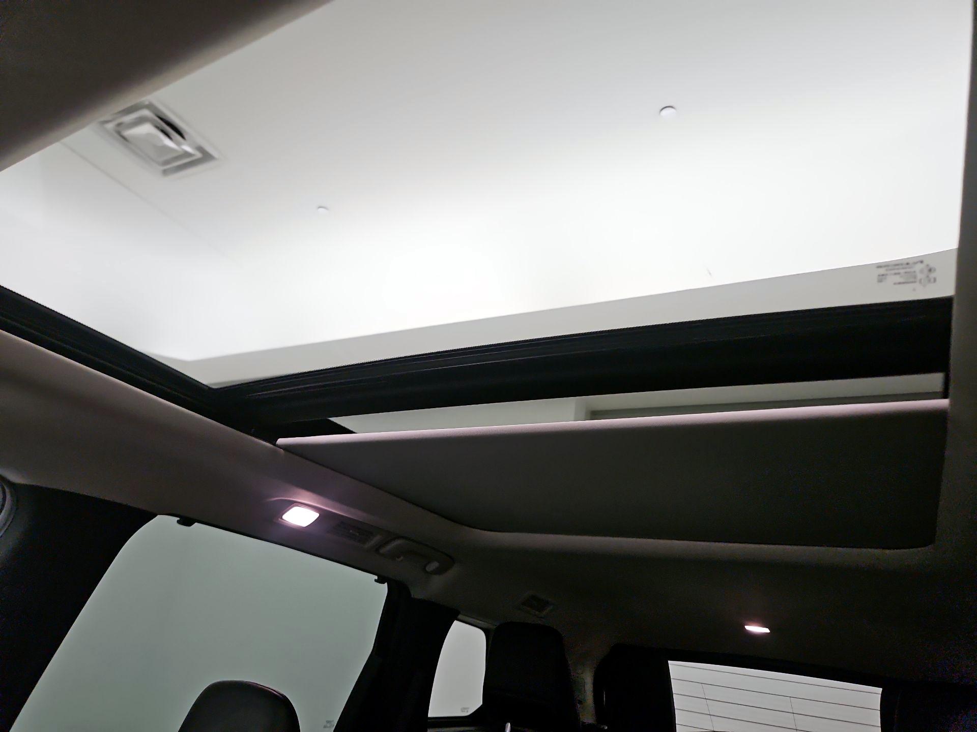 Thumbnail: 2023 INFINITI QX60 - 20