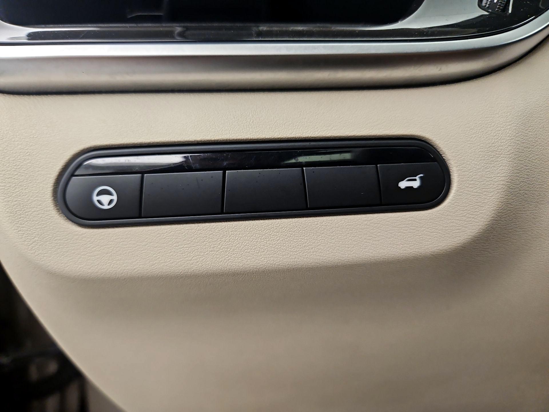 Thumbnail: 2024 INFINITI QX60 - 13