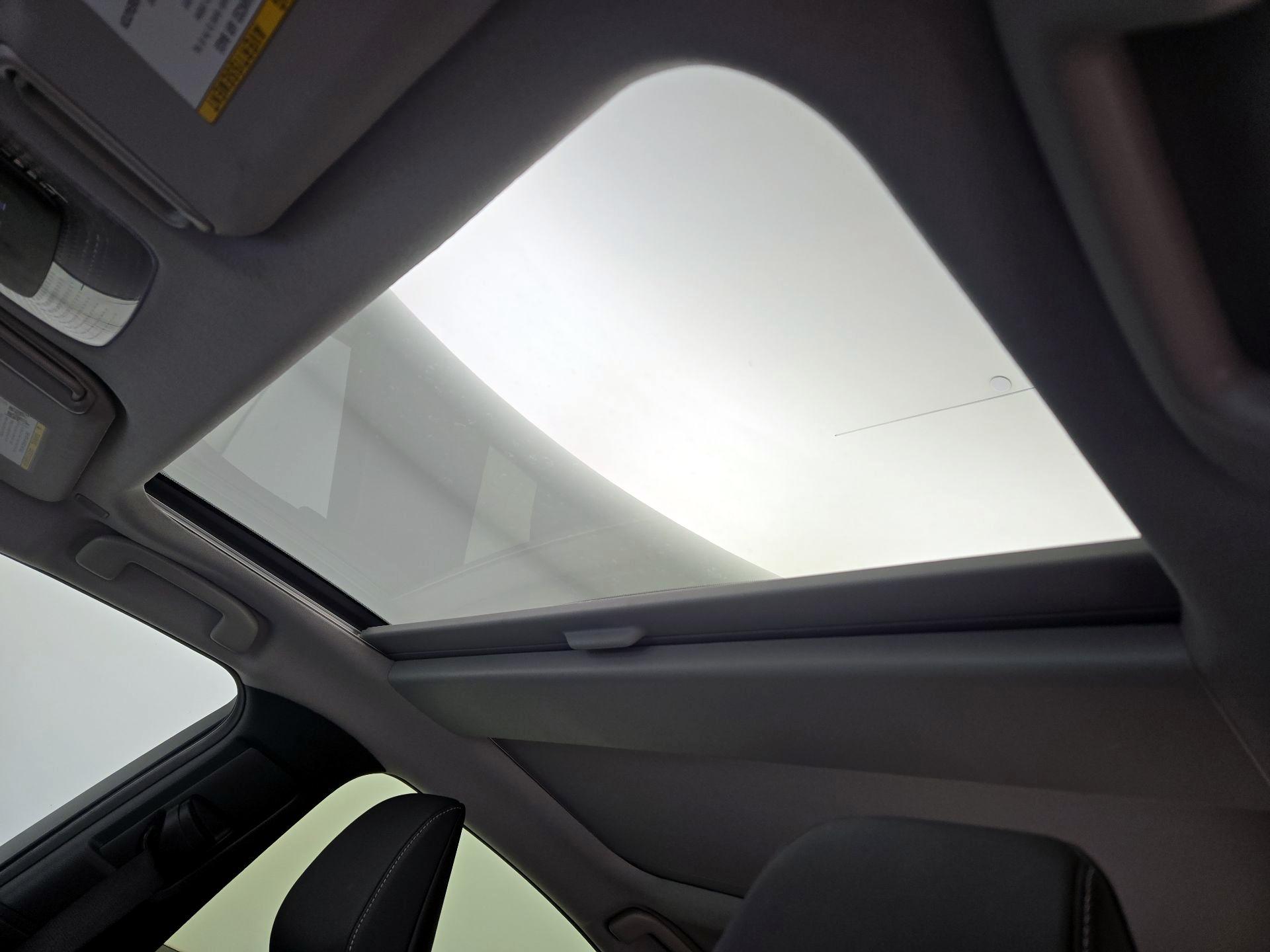Thumbnail: 2023 Toyota Prius - 19
