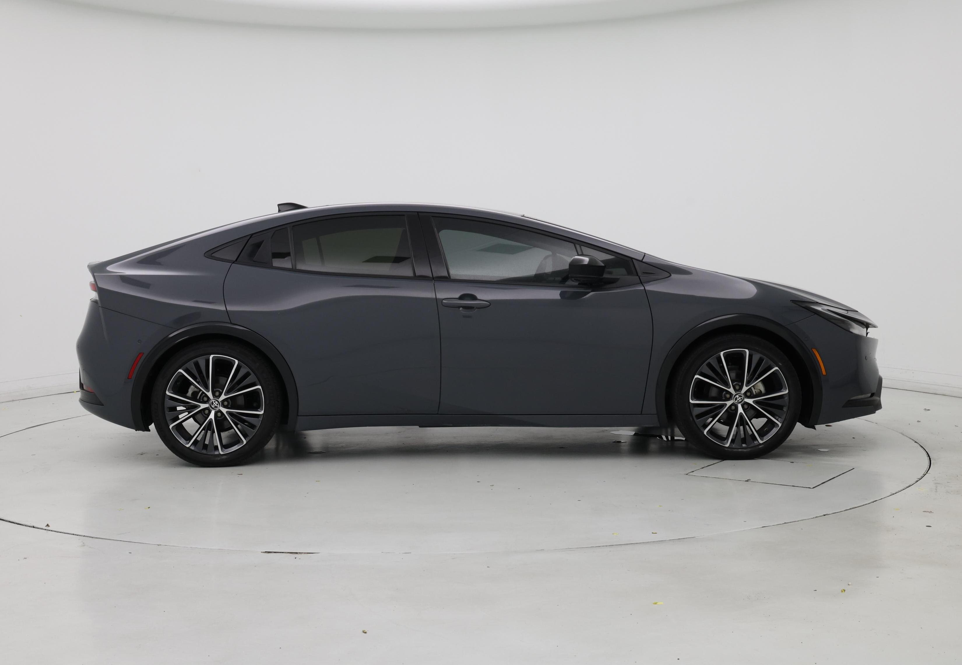 Thumbnail: 2023 Toyota Prius - 7