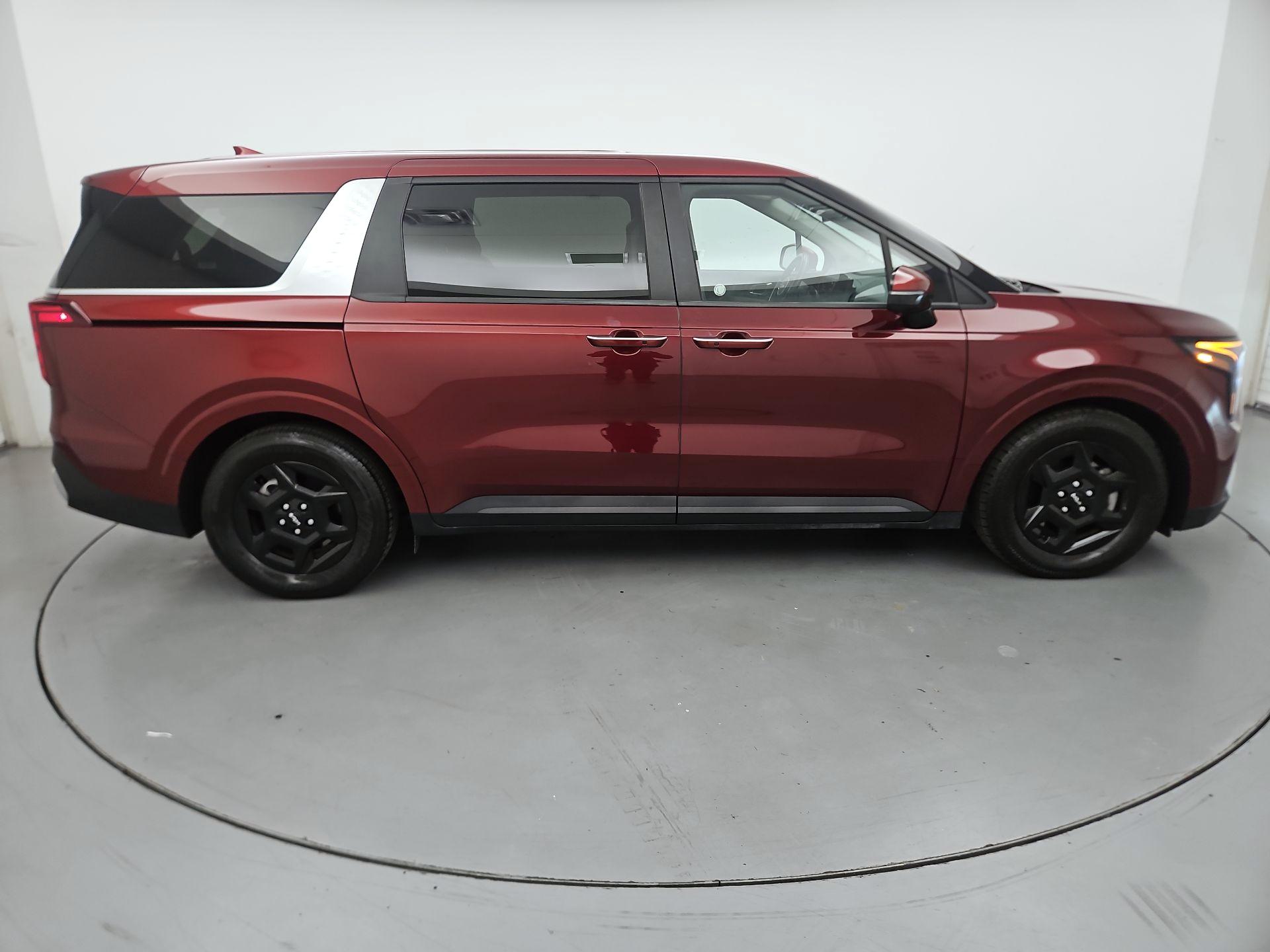 Thumbnail: 2025 Kia Carnival - 4