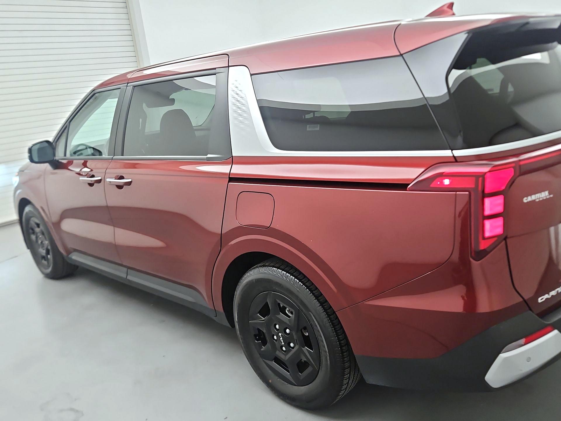 Thumbnail: 2025 Kia Carnival - 7