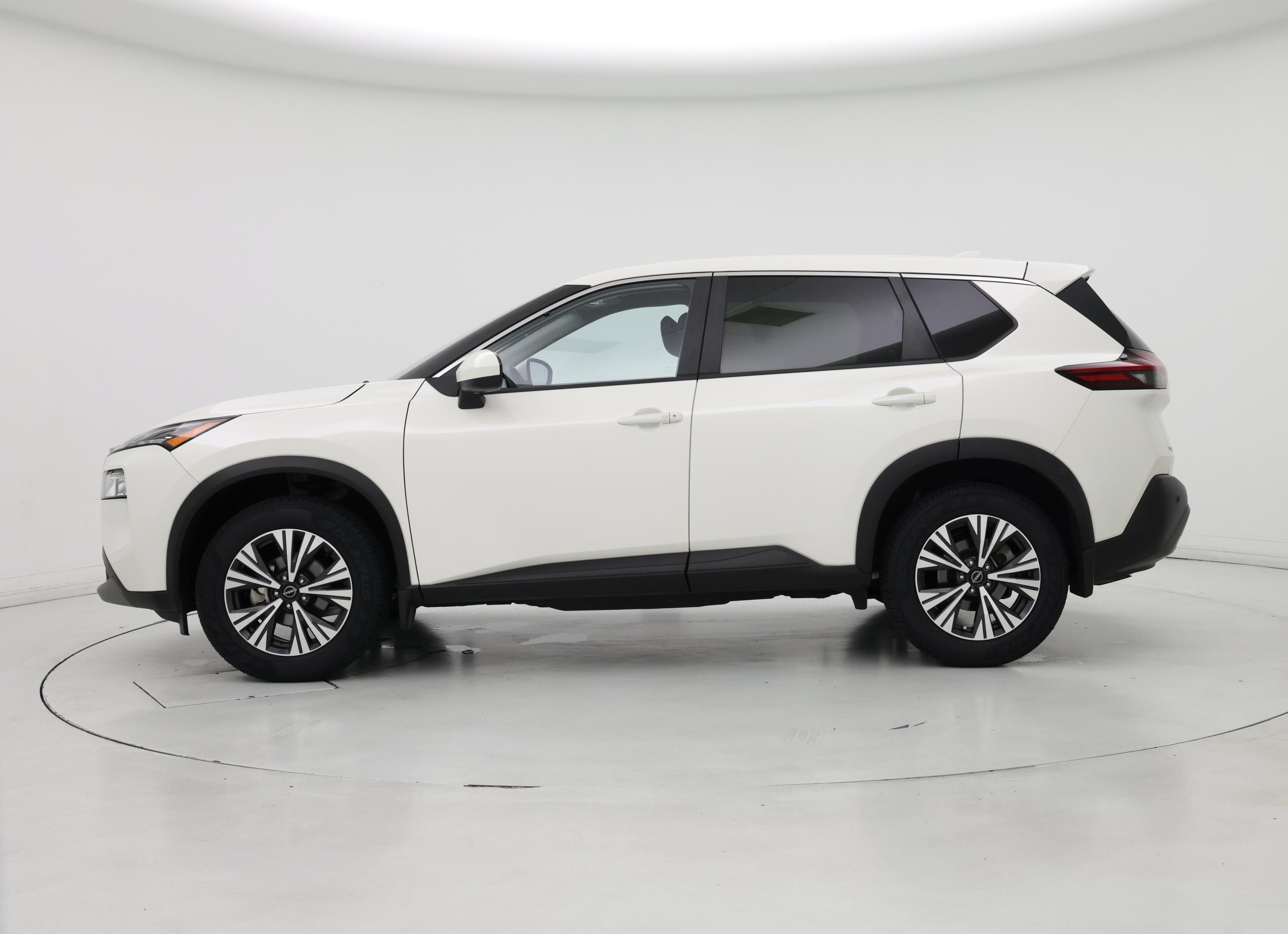 Thumbnail: 2023 Nissan Rogue - 3