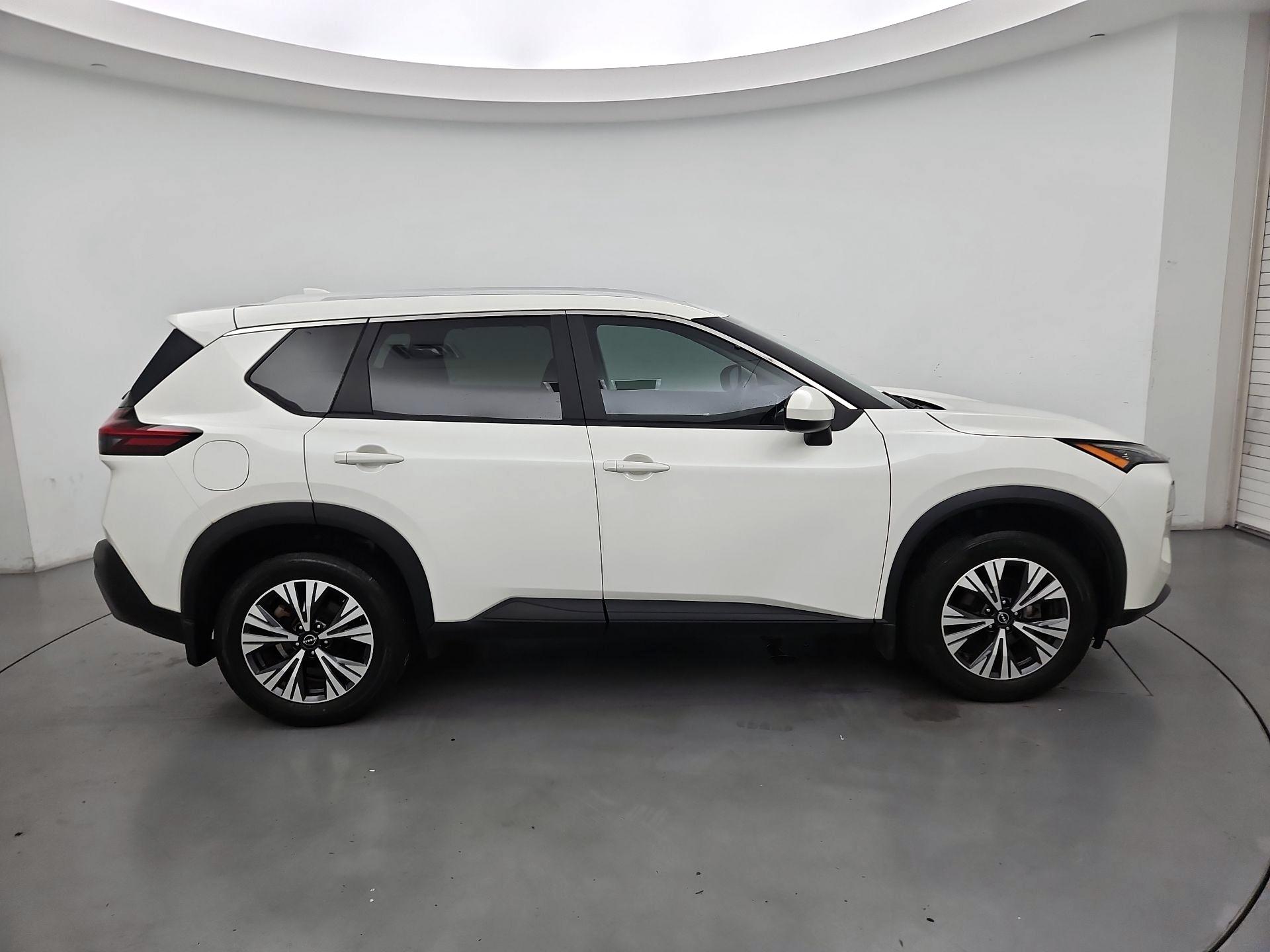 Thumbnail: 2023 Nissan Rogue - 4