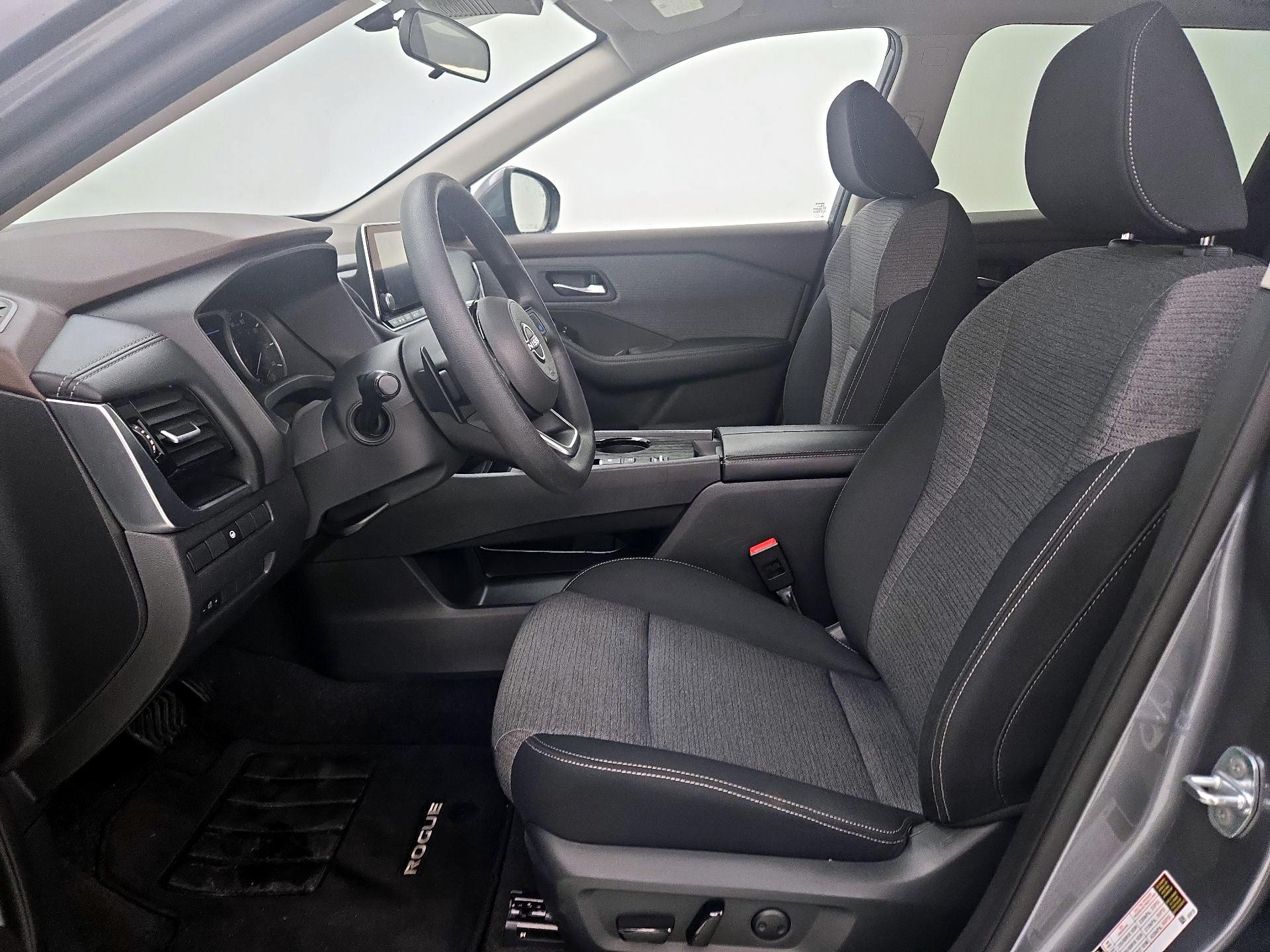 Thumbnail: 2023 Nissan Rogue - 11