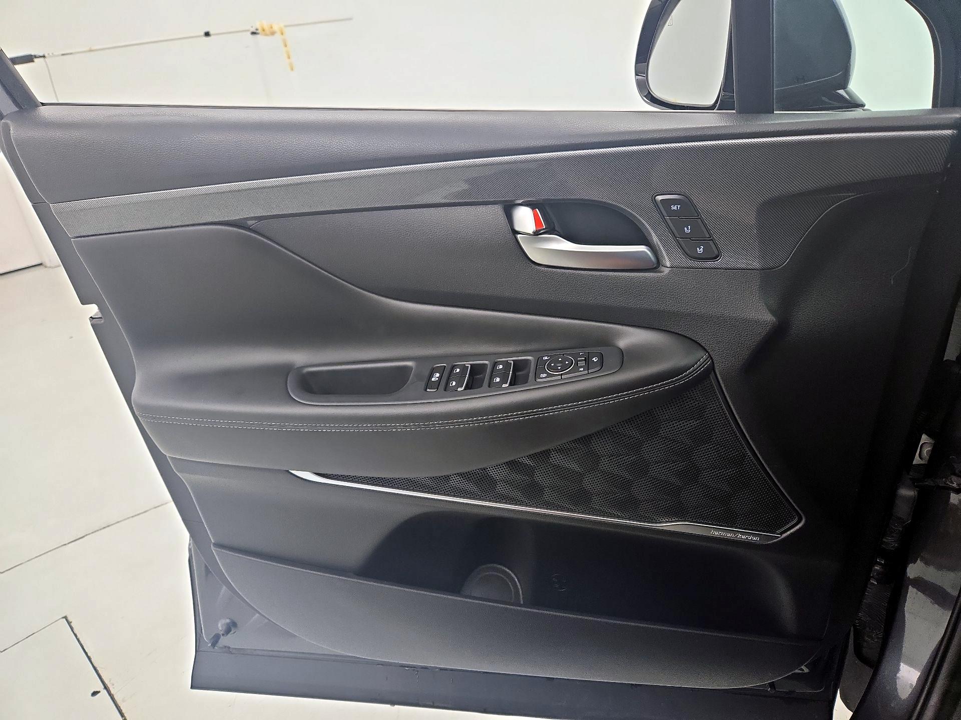 Thumbnail: 2023 Hyundai Santa Fe - 12