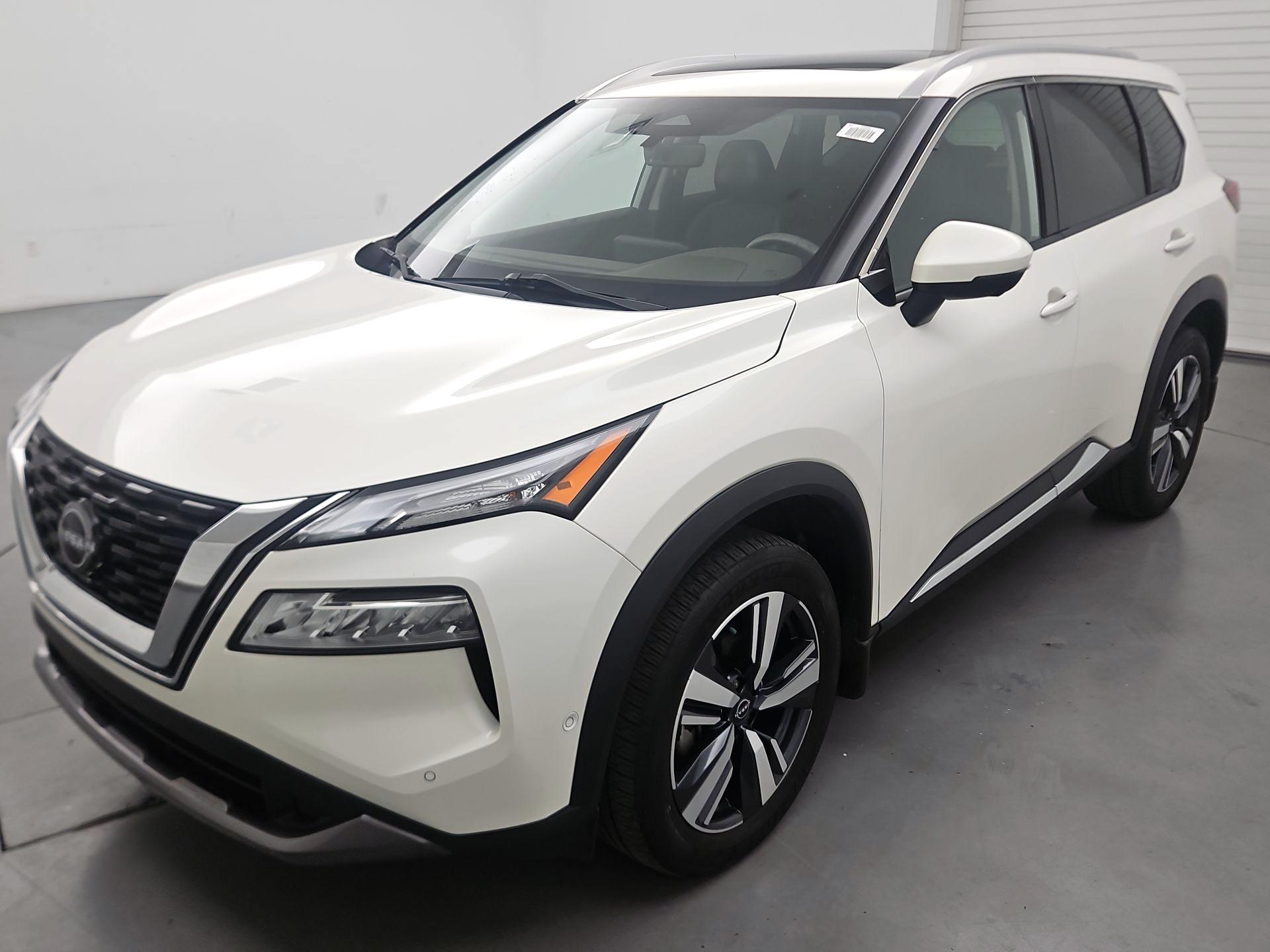 Thumbnail: 2023 Nissan Rogue - 3