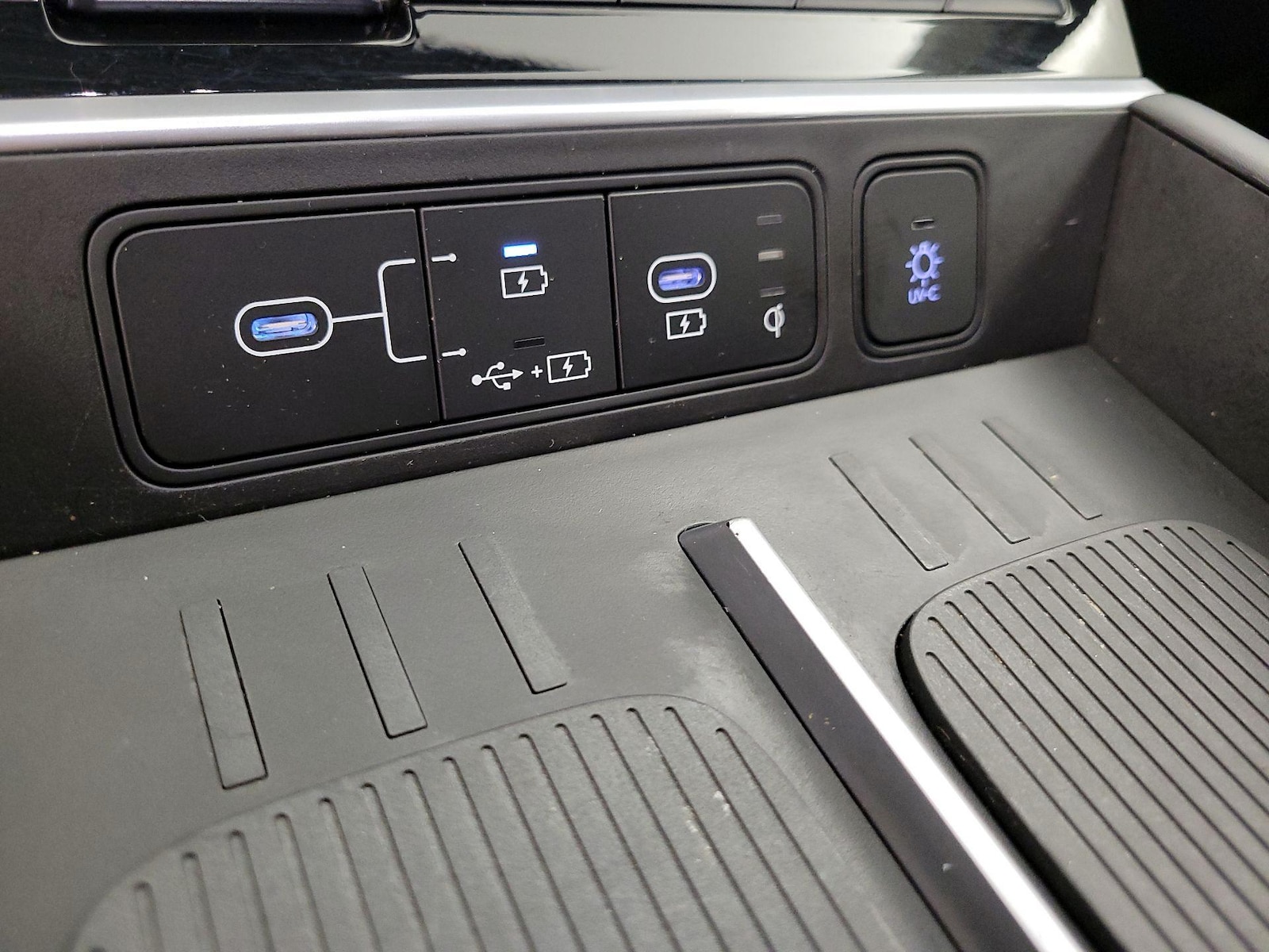 2024 Hyundai Santa Fe Limited - Photo 20