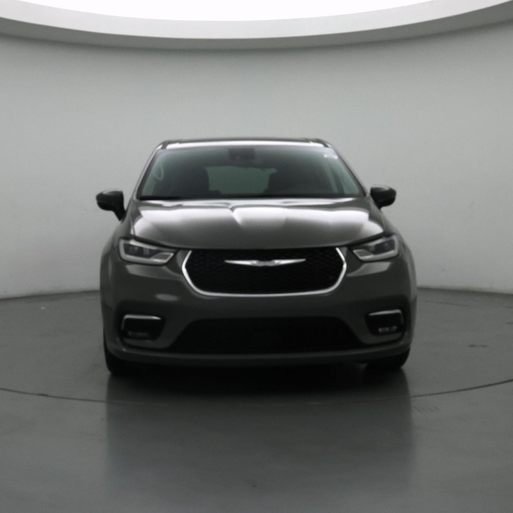 Thumbnail: 2023 Chrysler Pacifica - 5