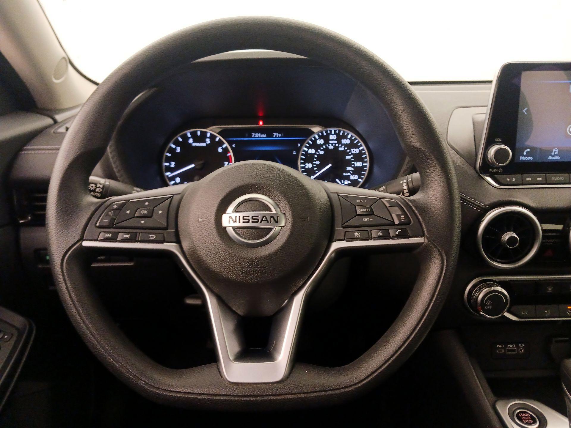 Thumbnail: 2023 Nissan Sentra - 10