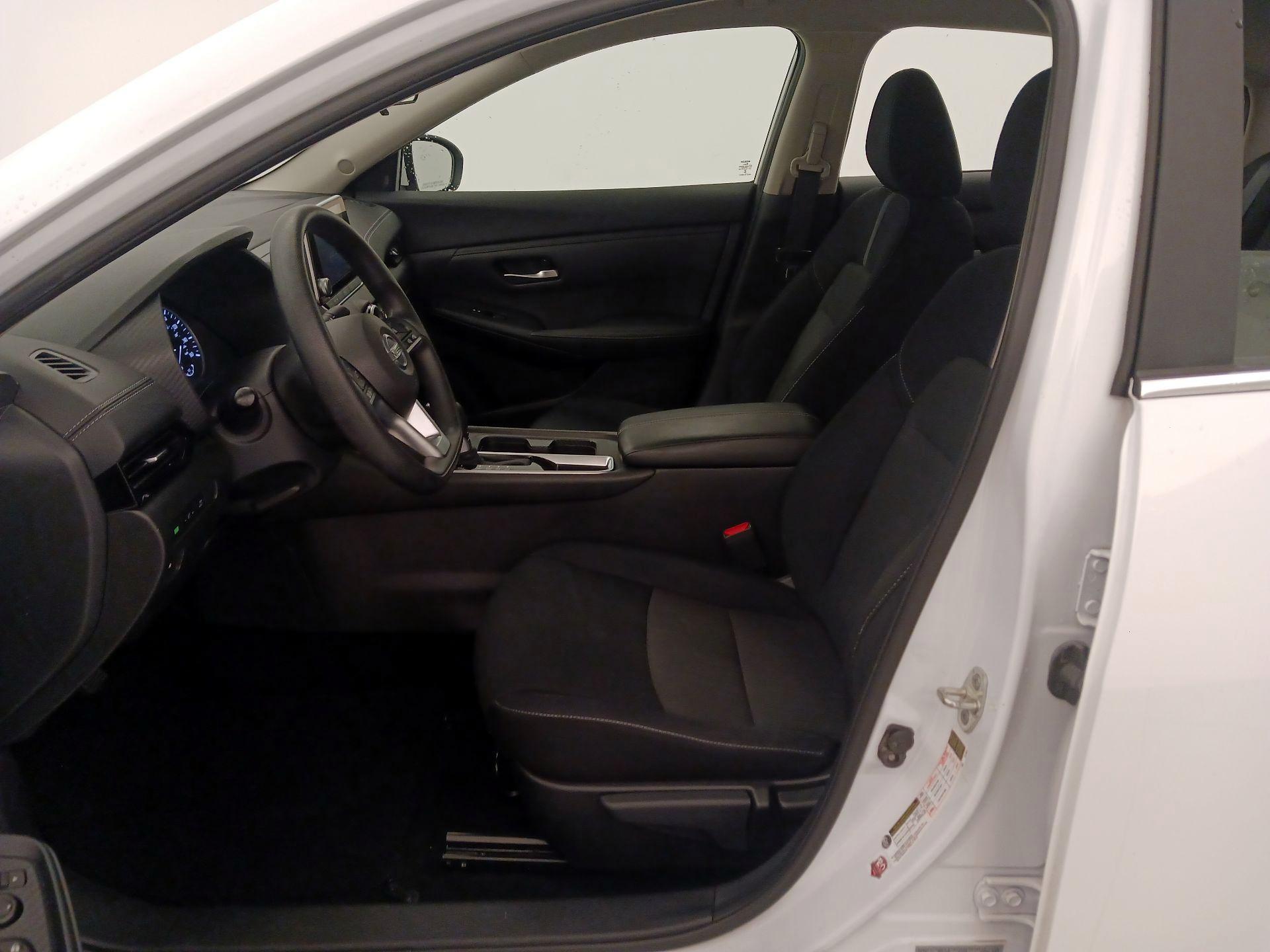 Thumbnail: 2023 Nissan Sentra - 11
