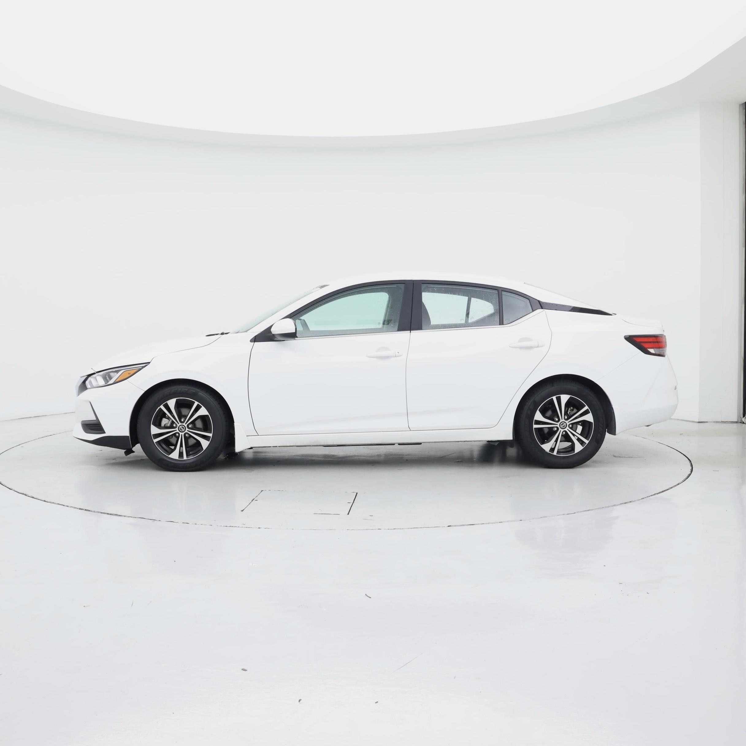 Thumbnail: 2023 Nissan Sentra - 3