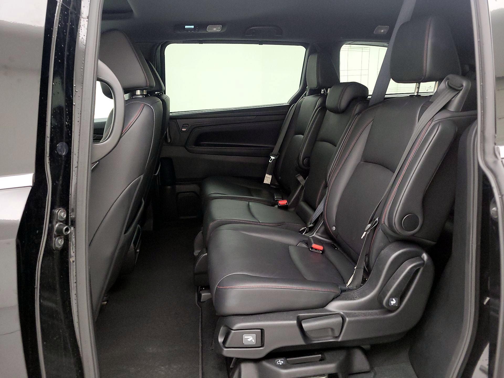 Thumbnail: 2025 Honda Odyssey - 19