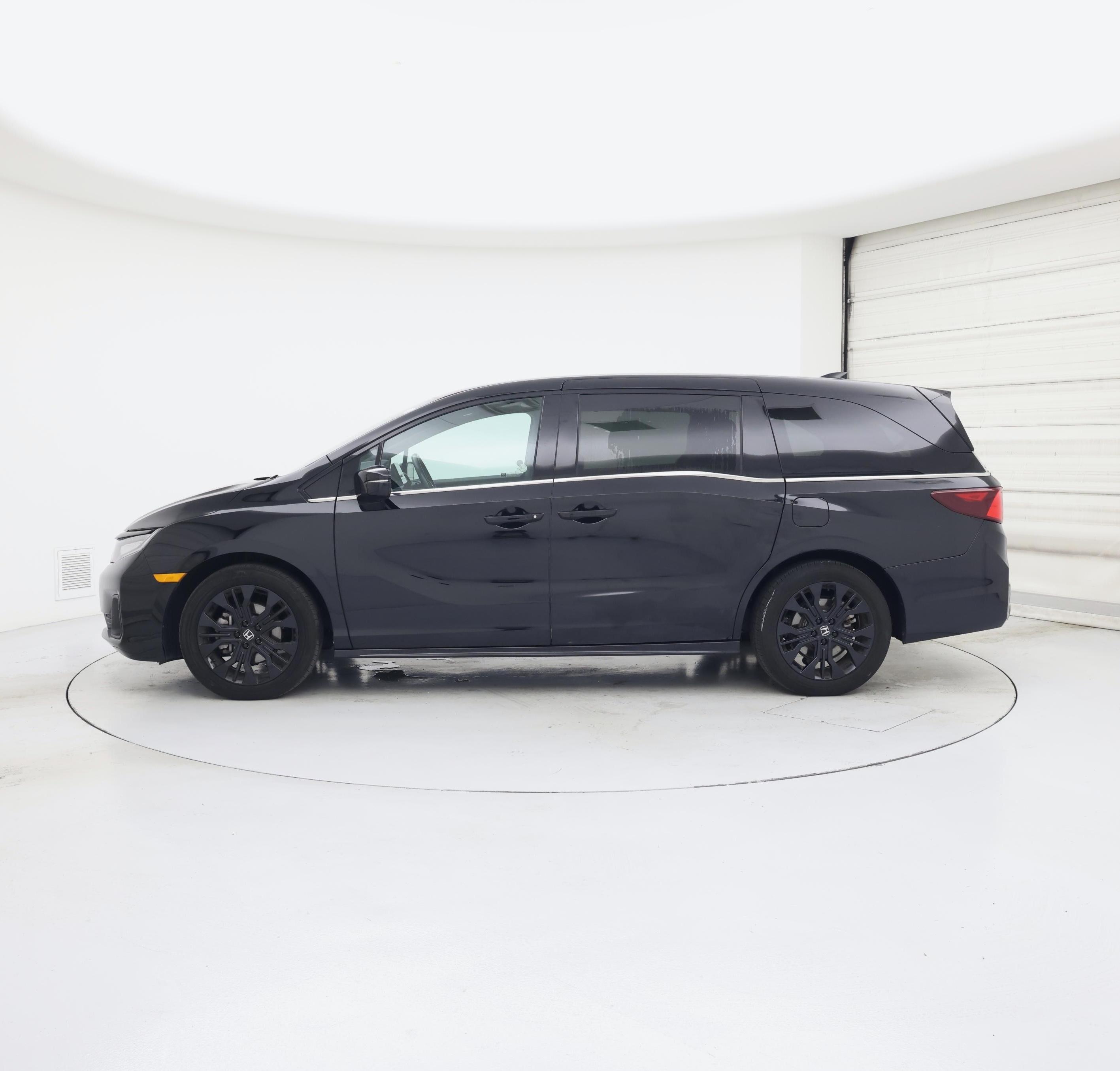 Thumbnail: 2025 Honda Odyssey - 3