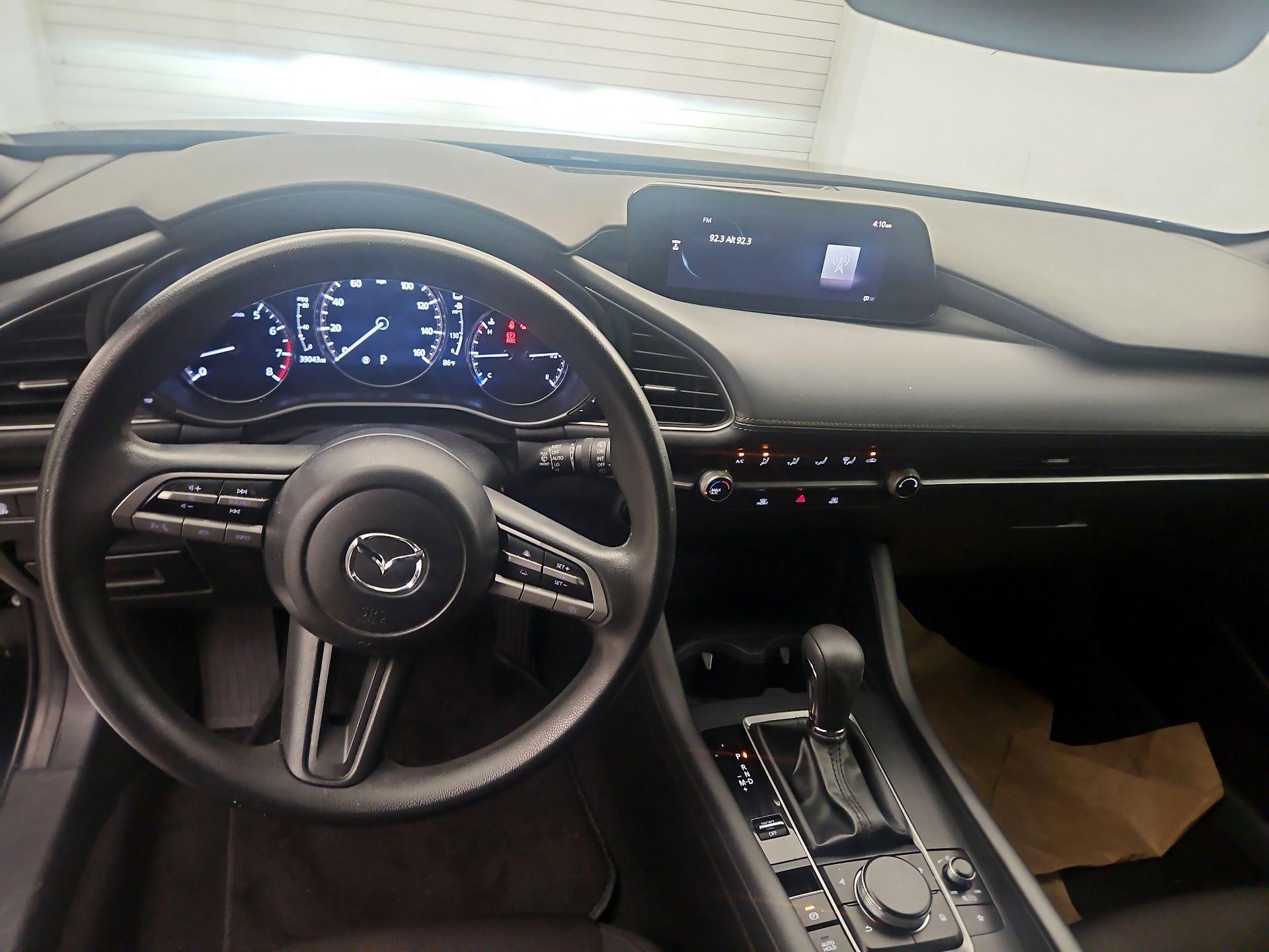 Thumbnail: 2022 Mazda Mazda3 - 9